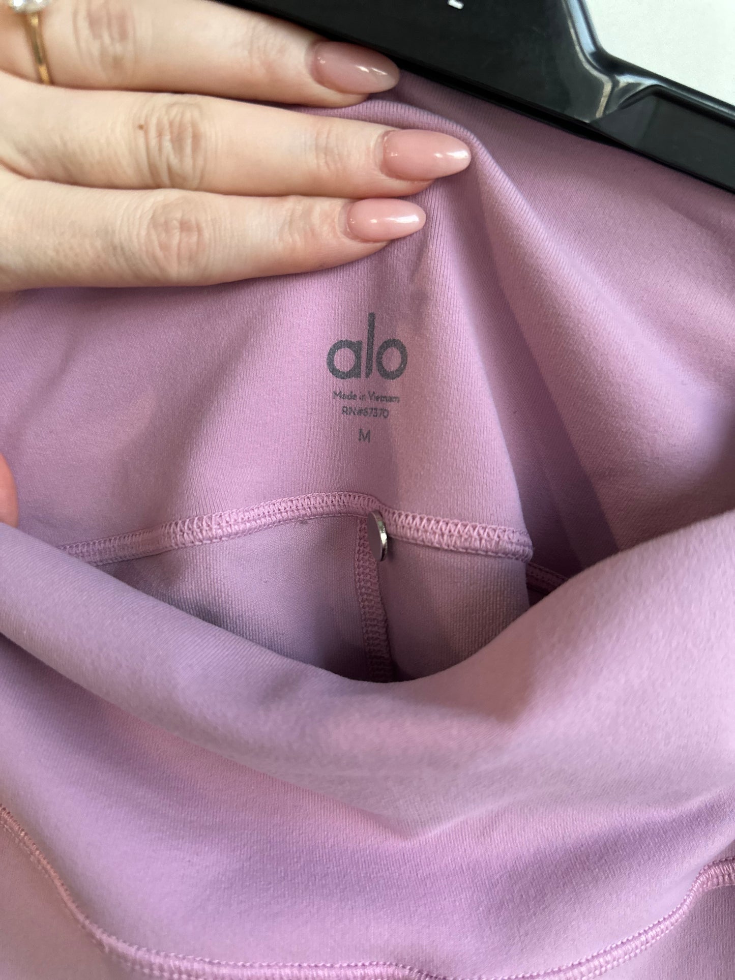 ALO Yoga bike shorts size medium