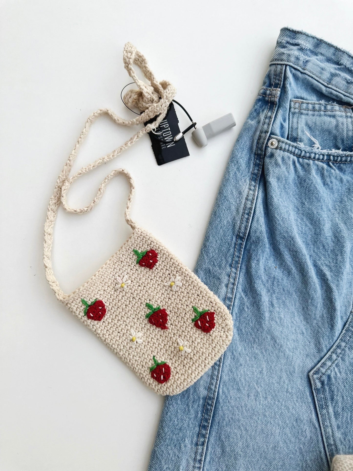 Strawberry floral knit mini bag/phone holder