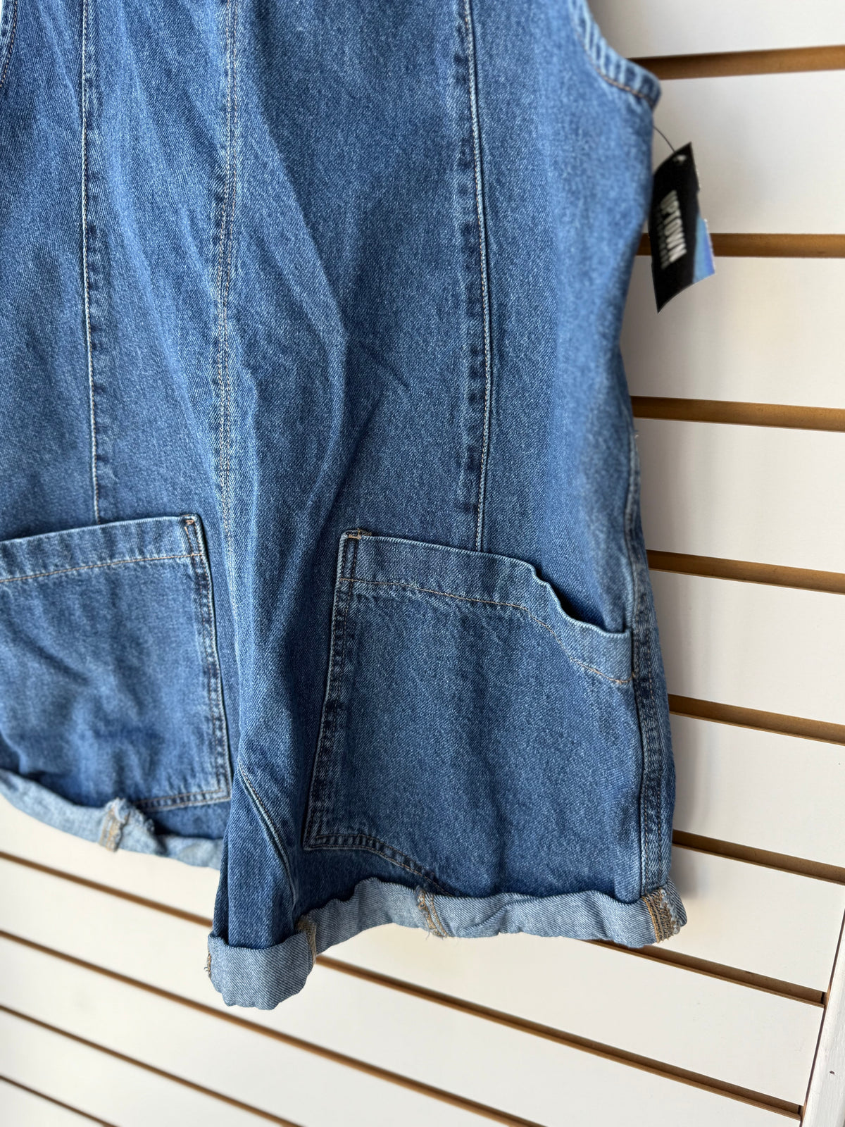 We the Free high roller shortall size small