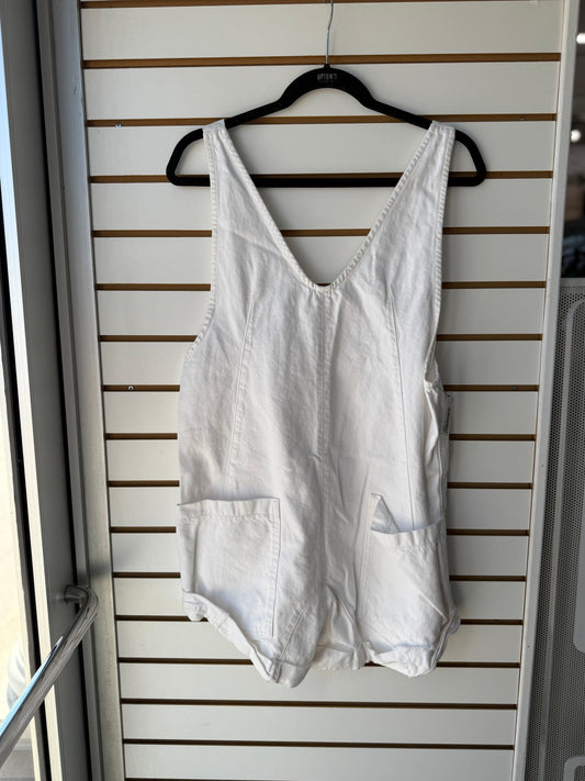 We the Free high roller shortall white size small