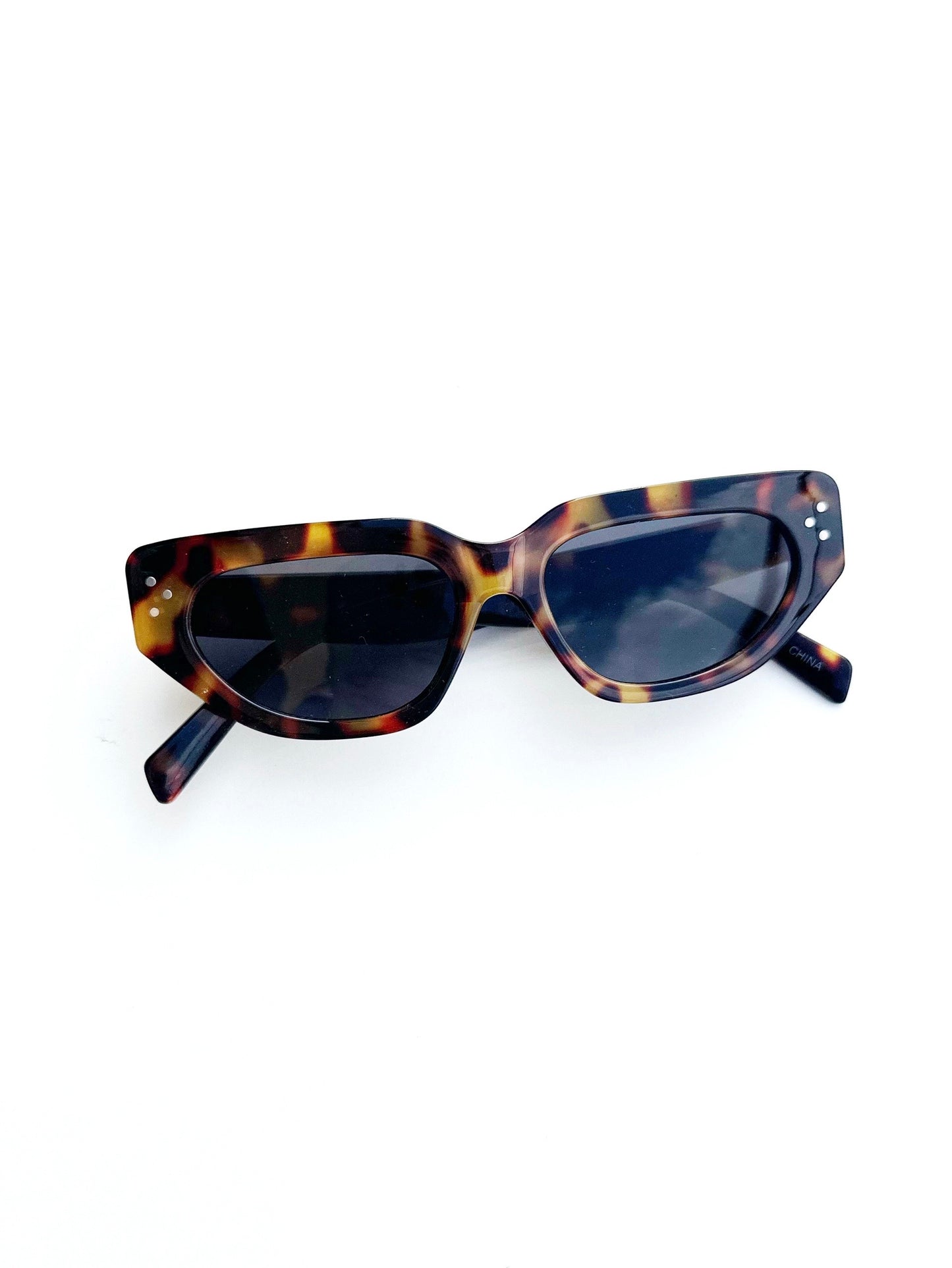 New product tortoiseshell sunglasses