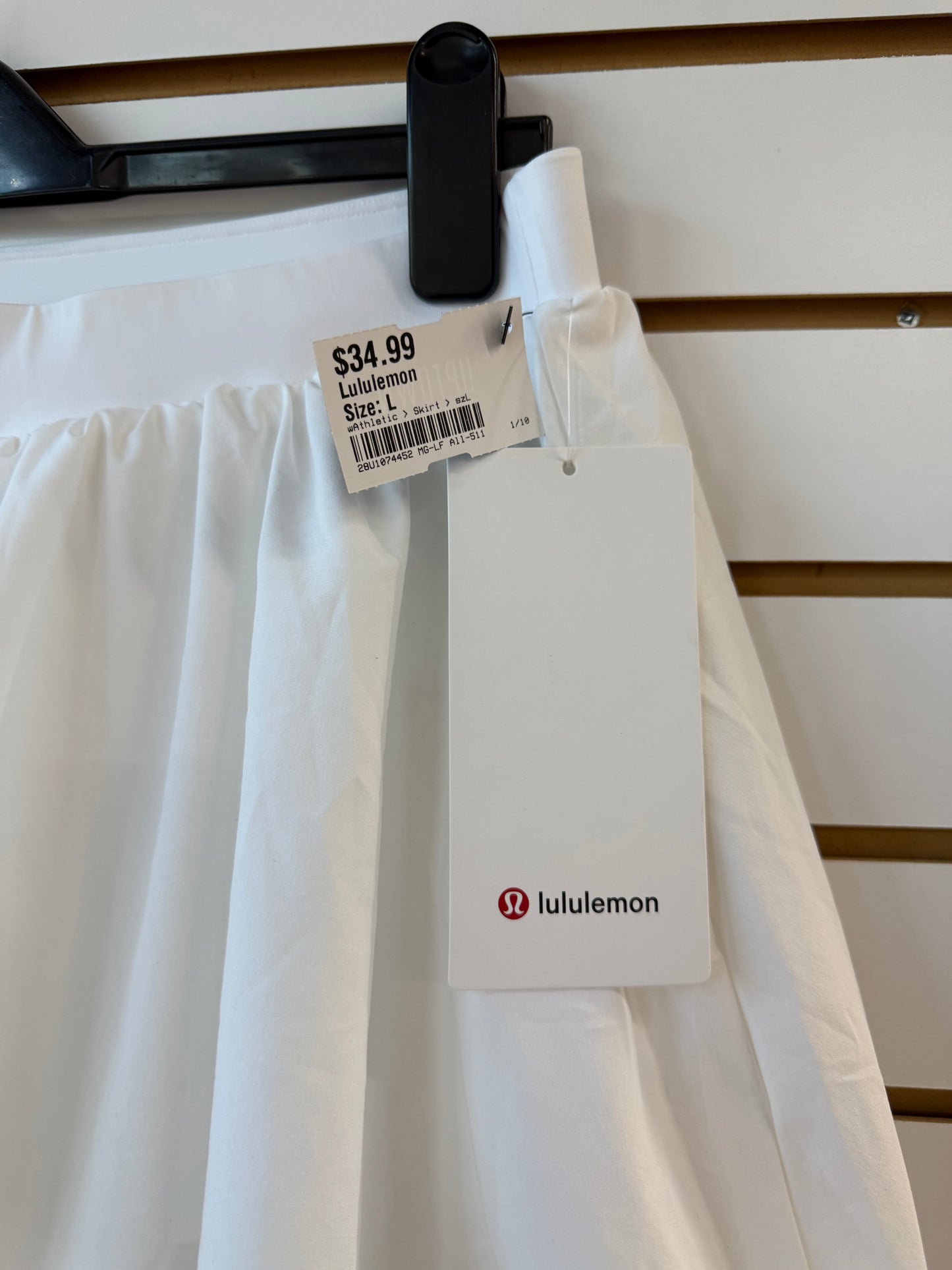 NWT Lululemon white bubble hem skirt sz Large