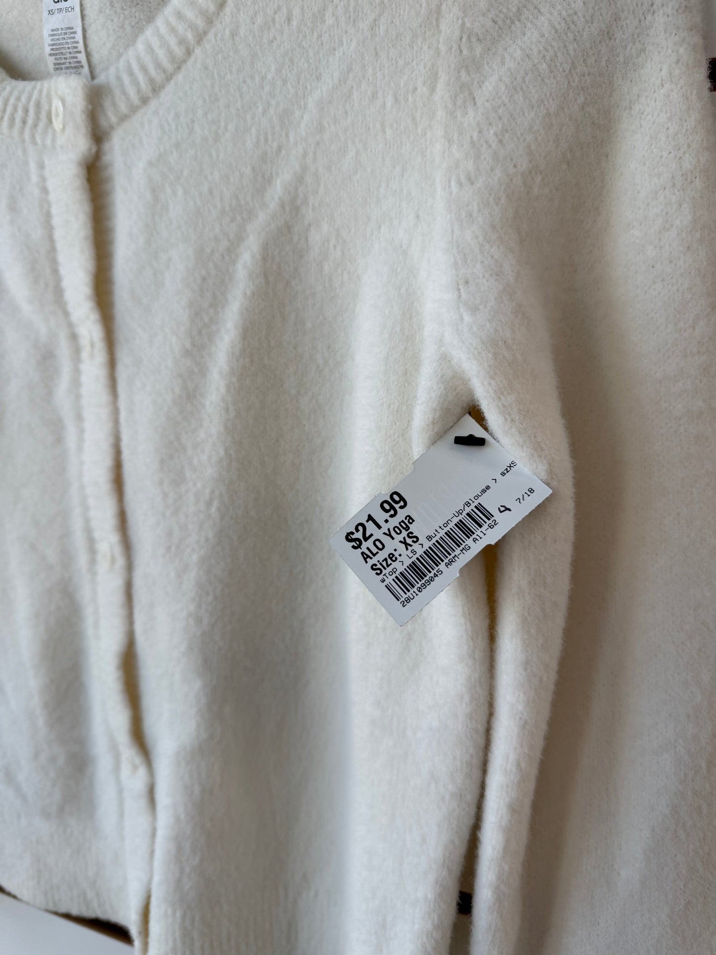 ALO Yoga cropped cardigan size XS