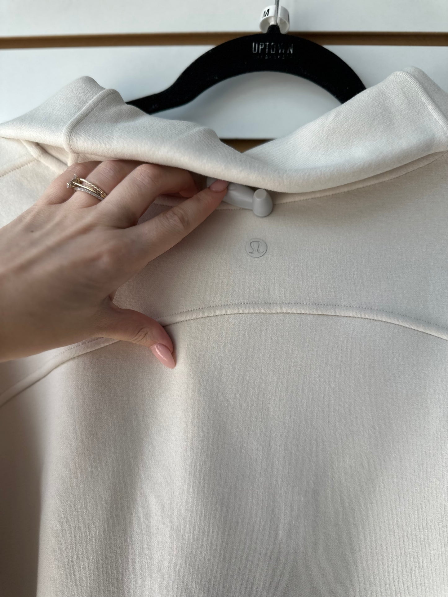 Lululemon cream half zip thick fleece sweatshirt size M/L