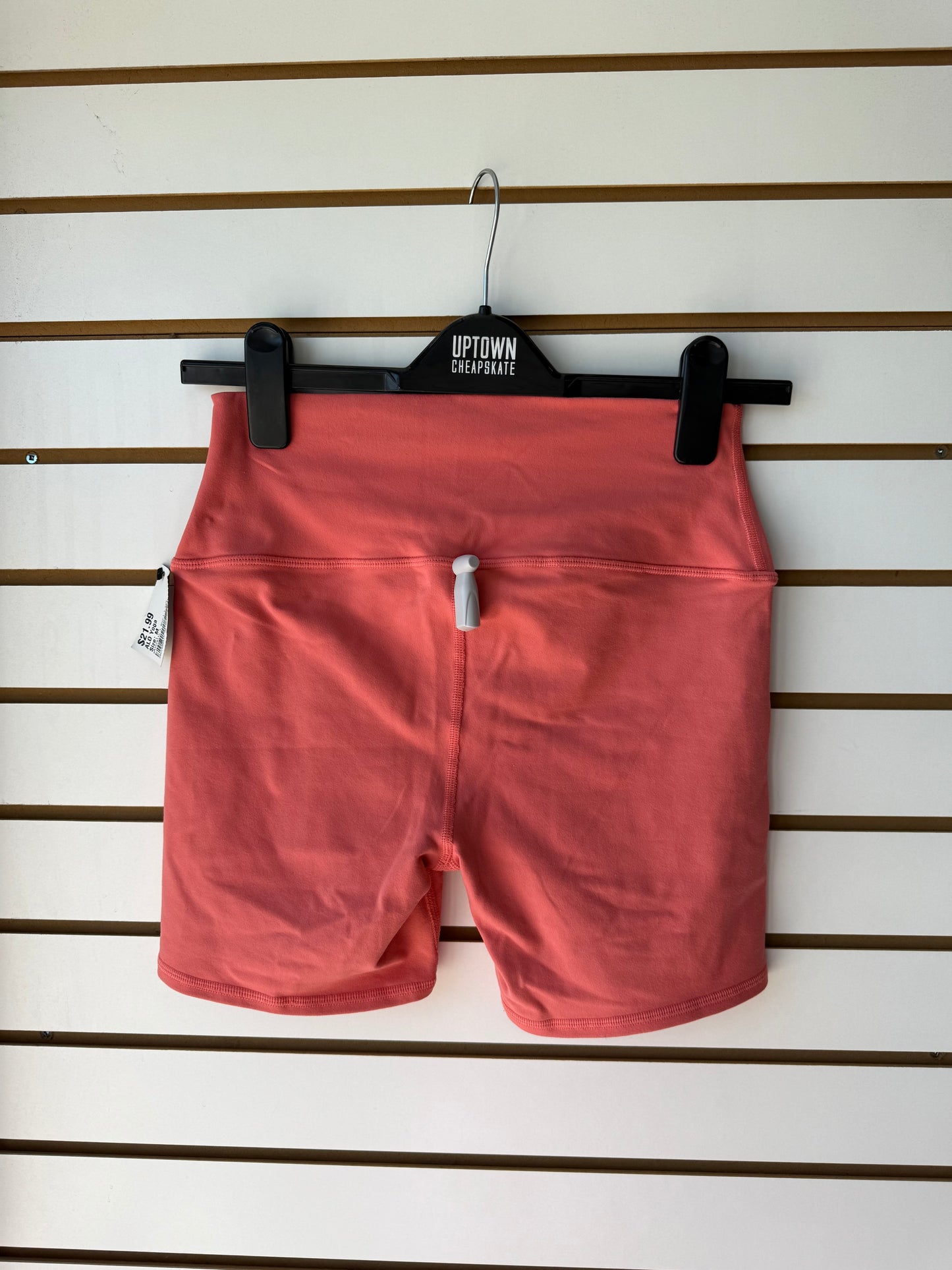 Alo biker shorts sz Med peach pink