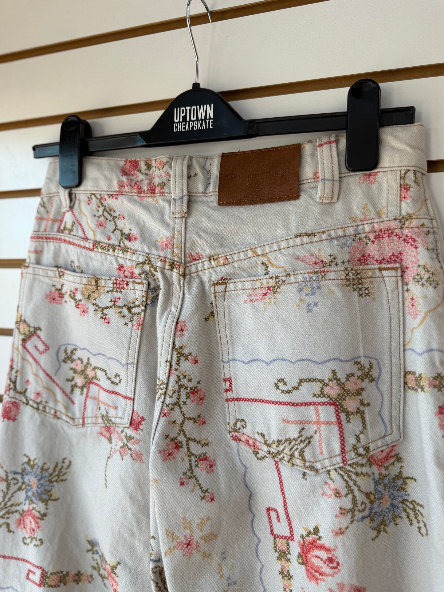 RESERVED We the Free Eden Printed High Ivory Combo Cross Stitch Slouchy Jean sz 25