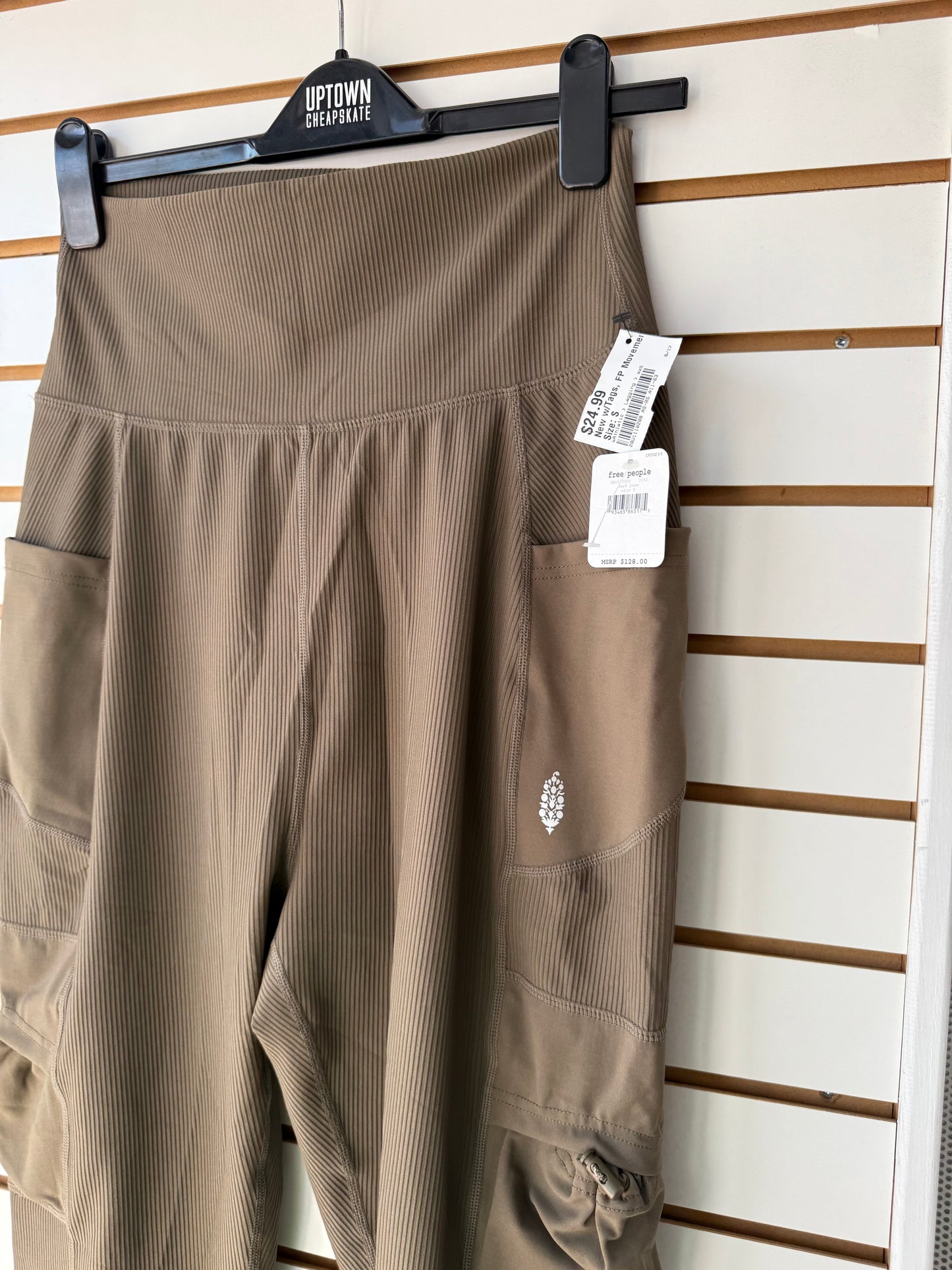 NWT FP Movement Take a hike harem cargo joggers size small