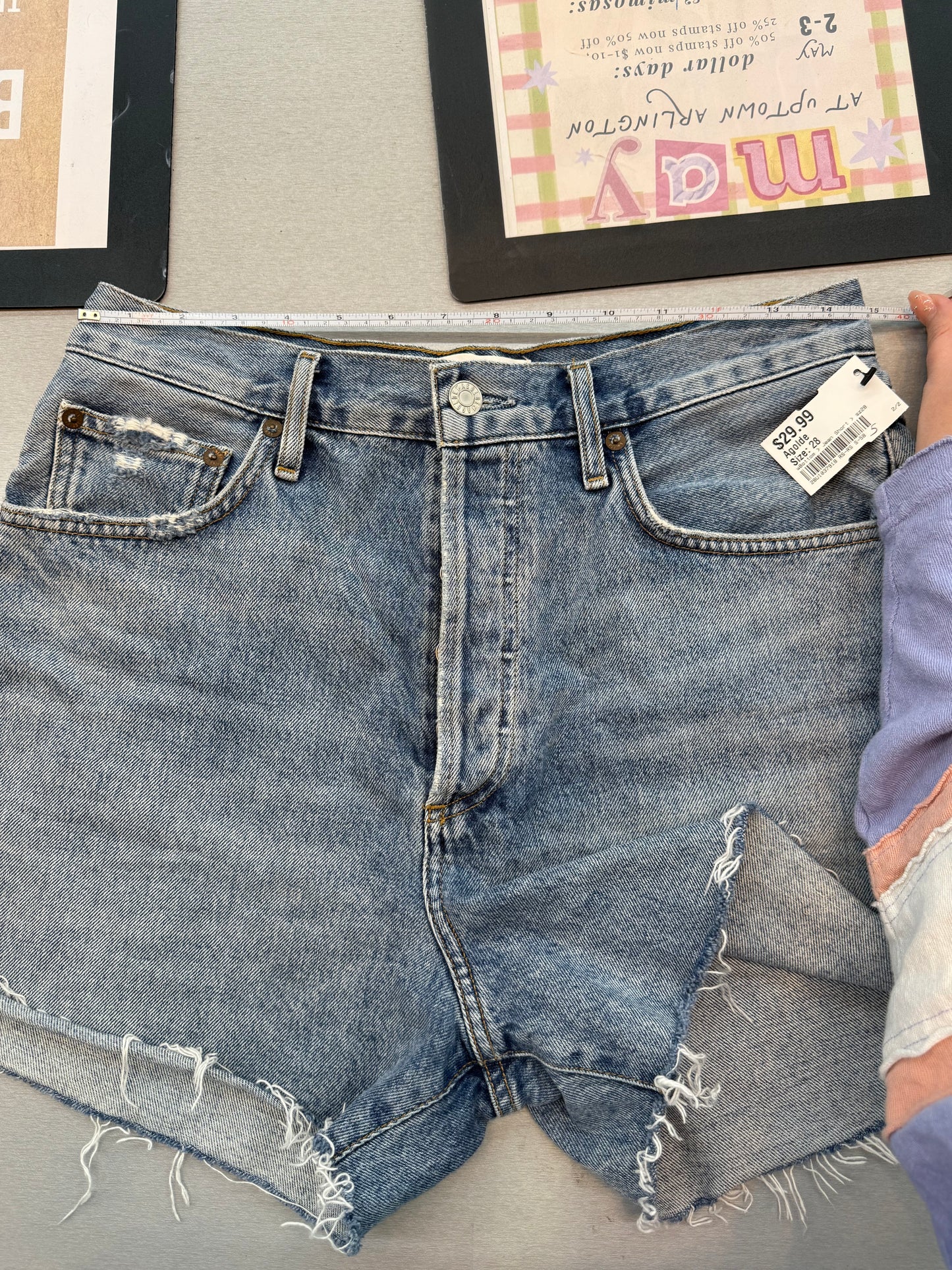 Agolde Dee high rise denim shorts size 28