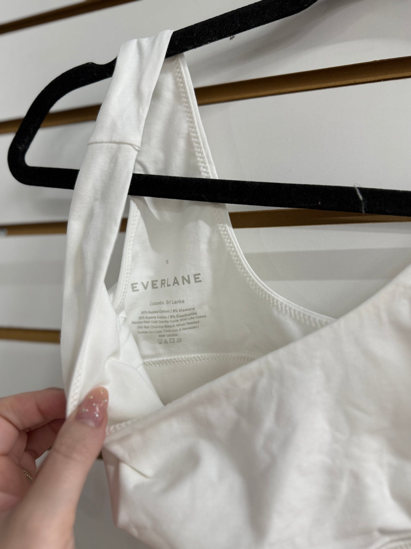 Everlane white tank bra size small