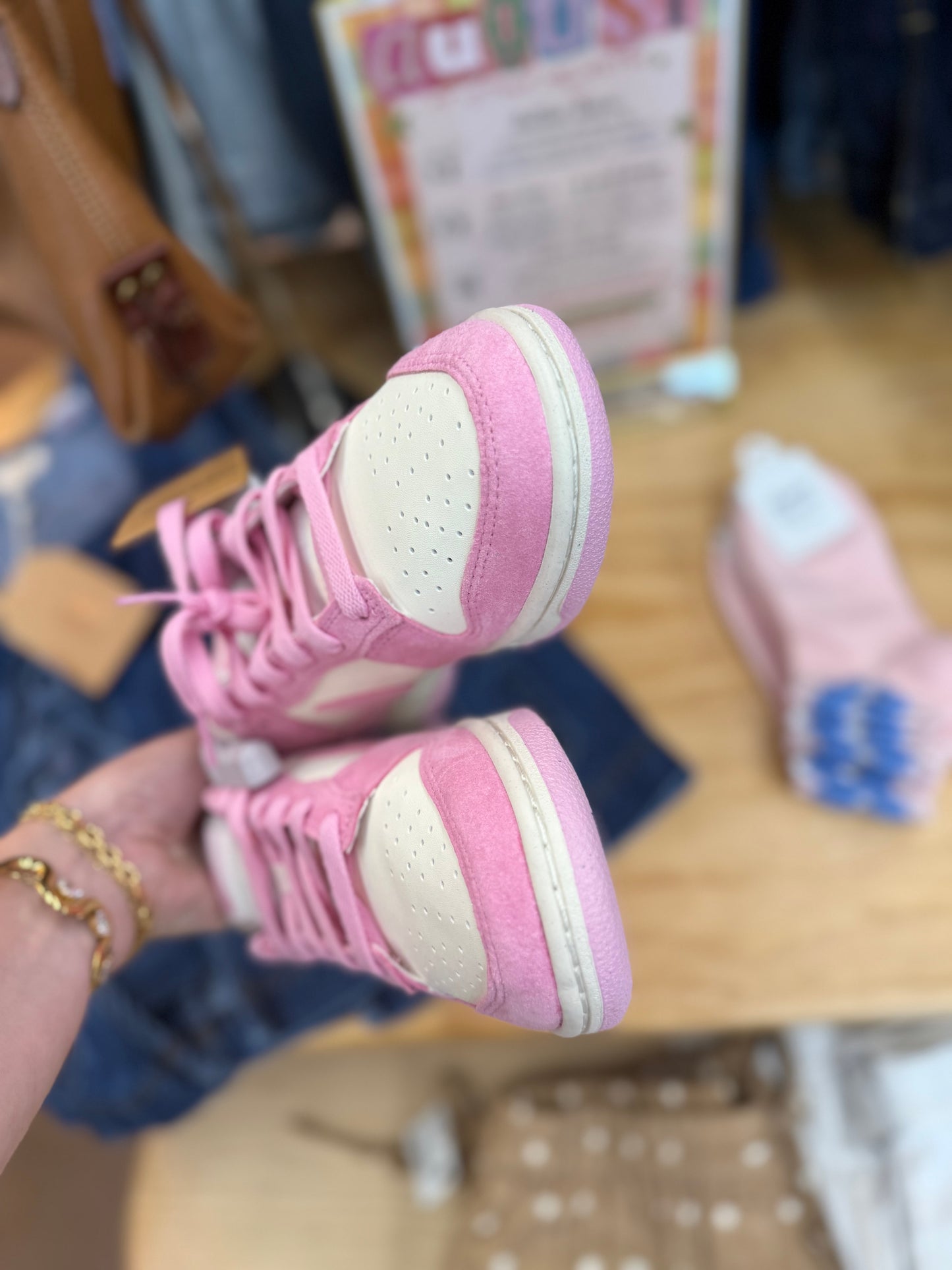 NWT Nike pink sail/rise dunk low size 8.5 women’s