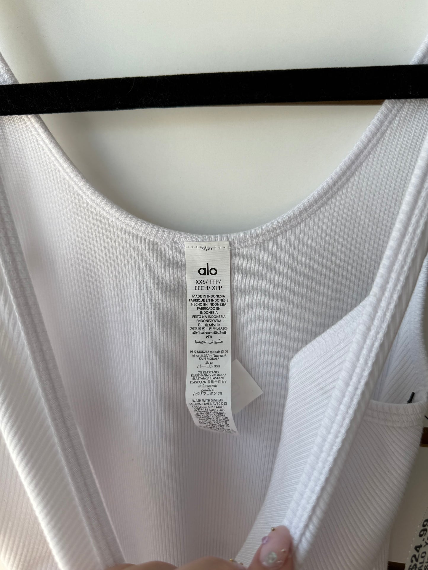 ALO Yoga white ribbed tank size XXS