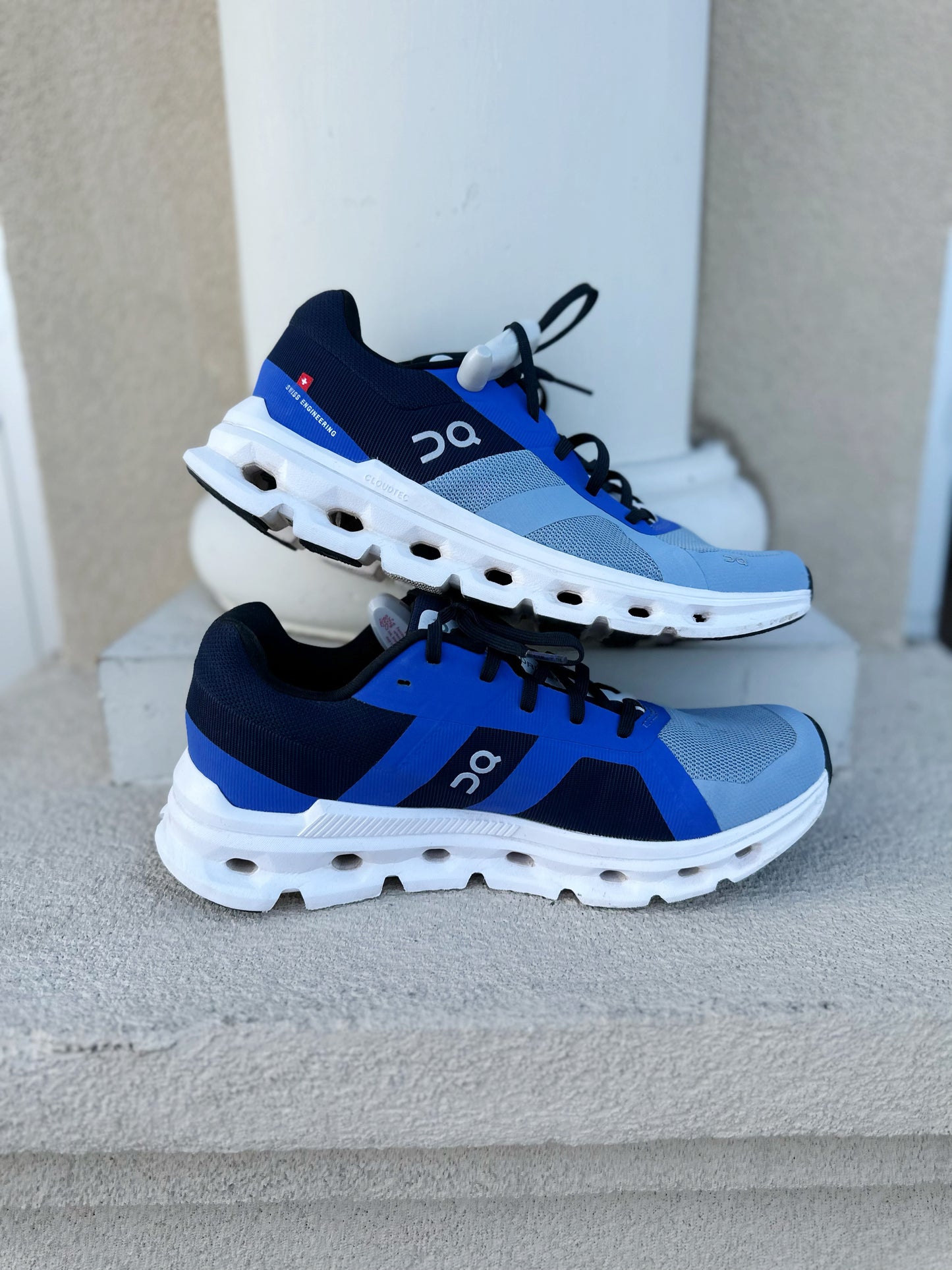 On Cloud Cloudrunner sneakers, women 9