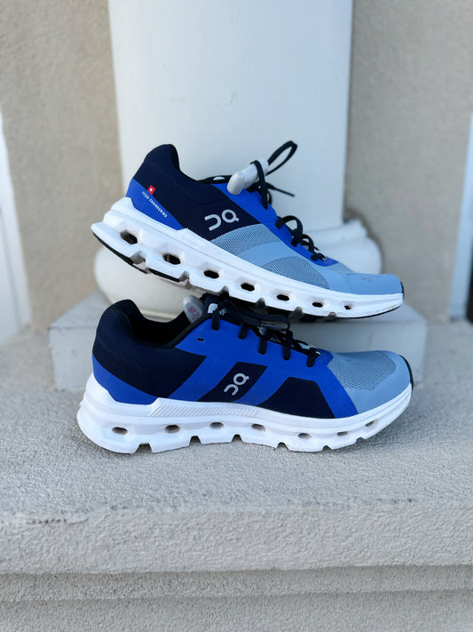 On Cloud Cloudrunner sneakers, women 9