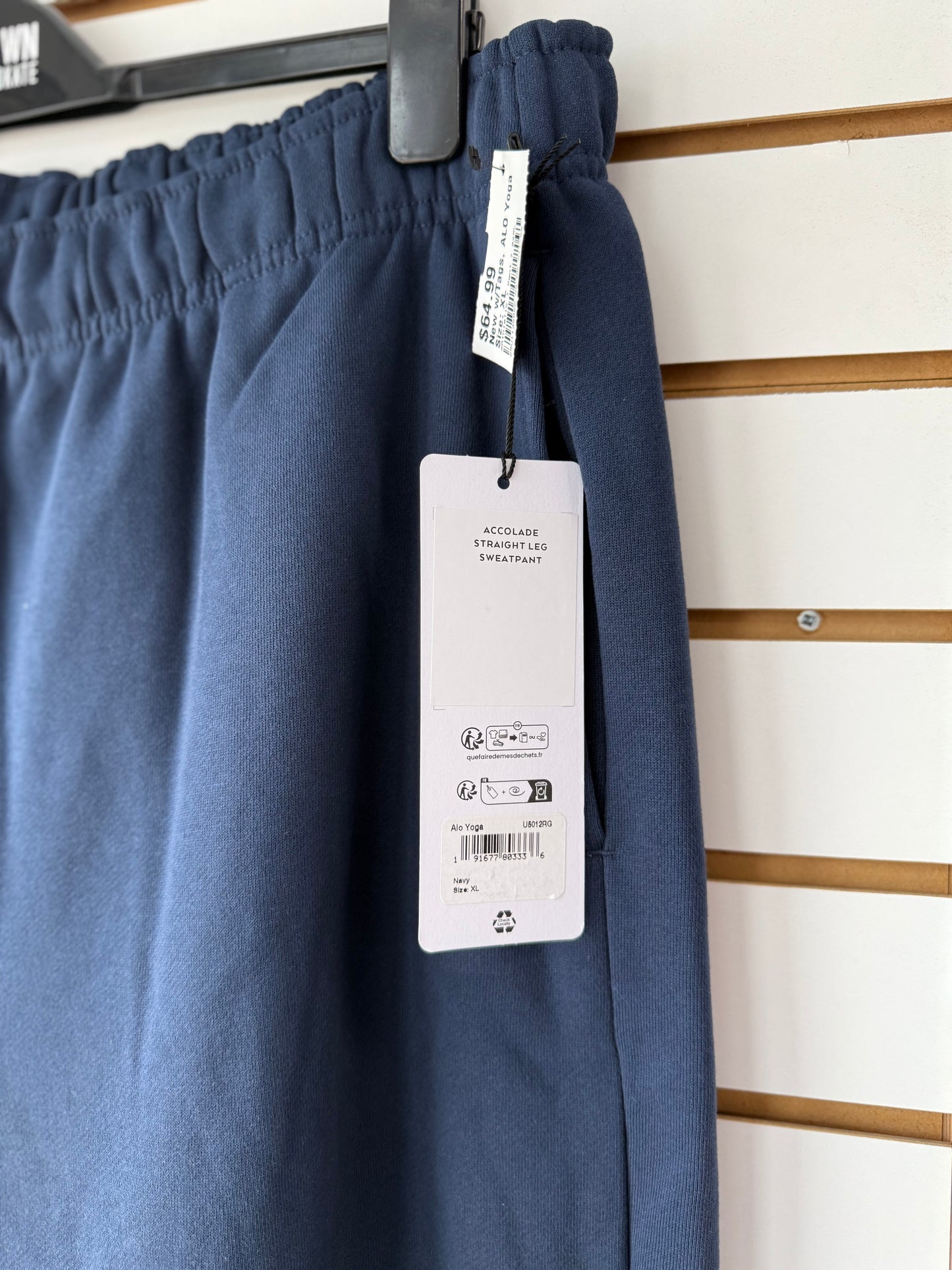 NWT ALO Yoga accolade straight leg sweatpants size XL