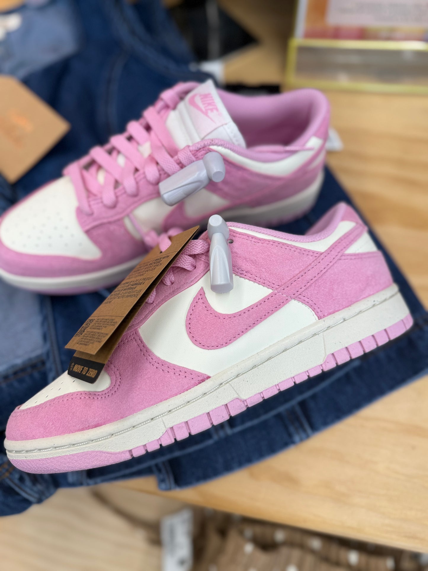 NWT Nike pink sail/rise dunk low size 8.5 women’s