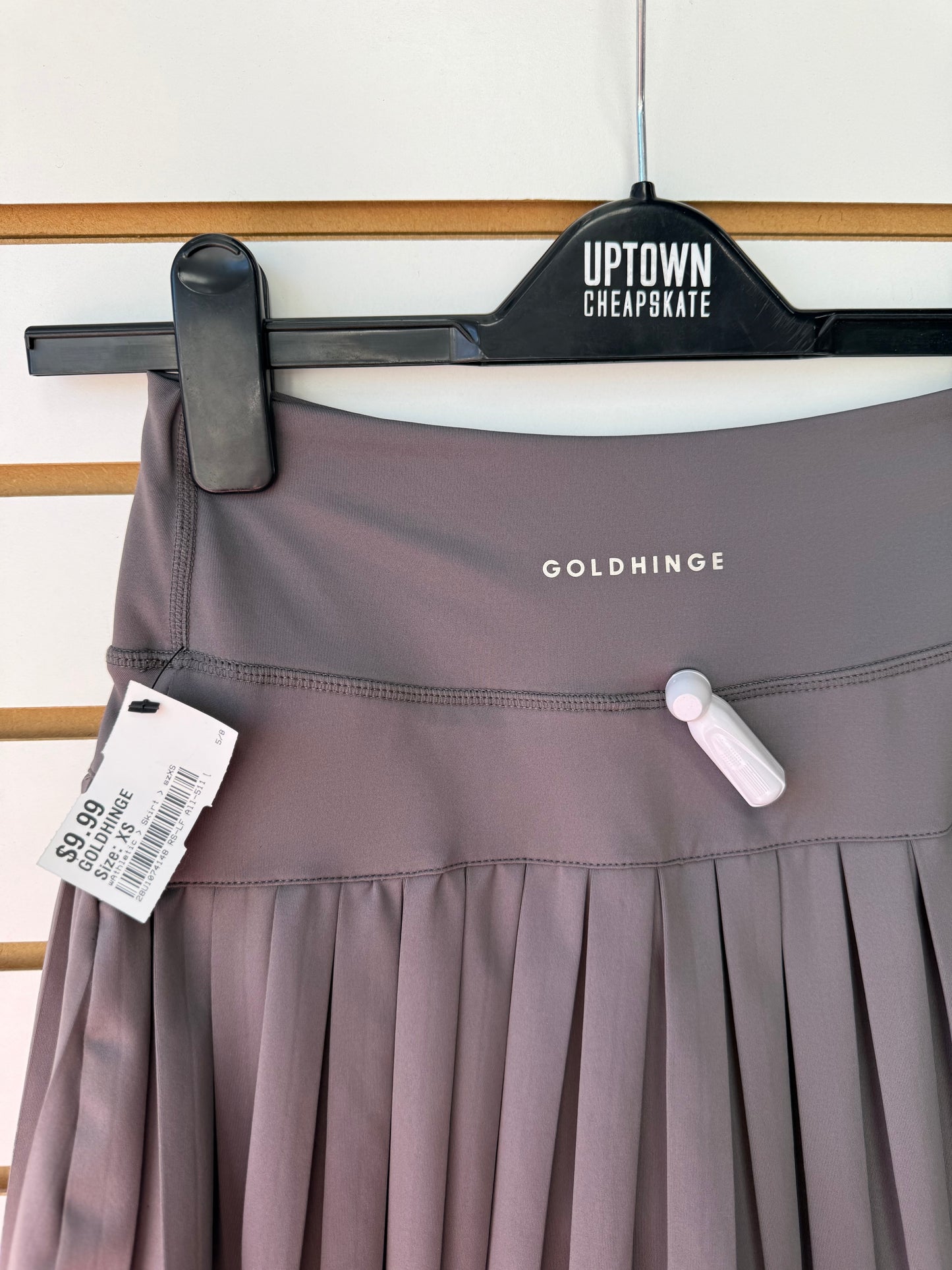Goldhinge pleated skort size XS