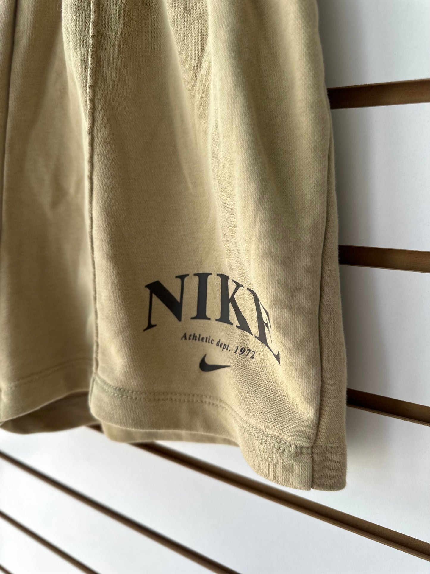 Nike sweat shorts women’s size small