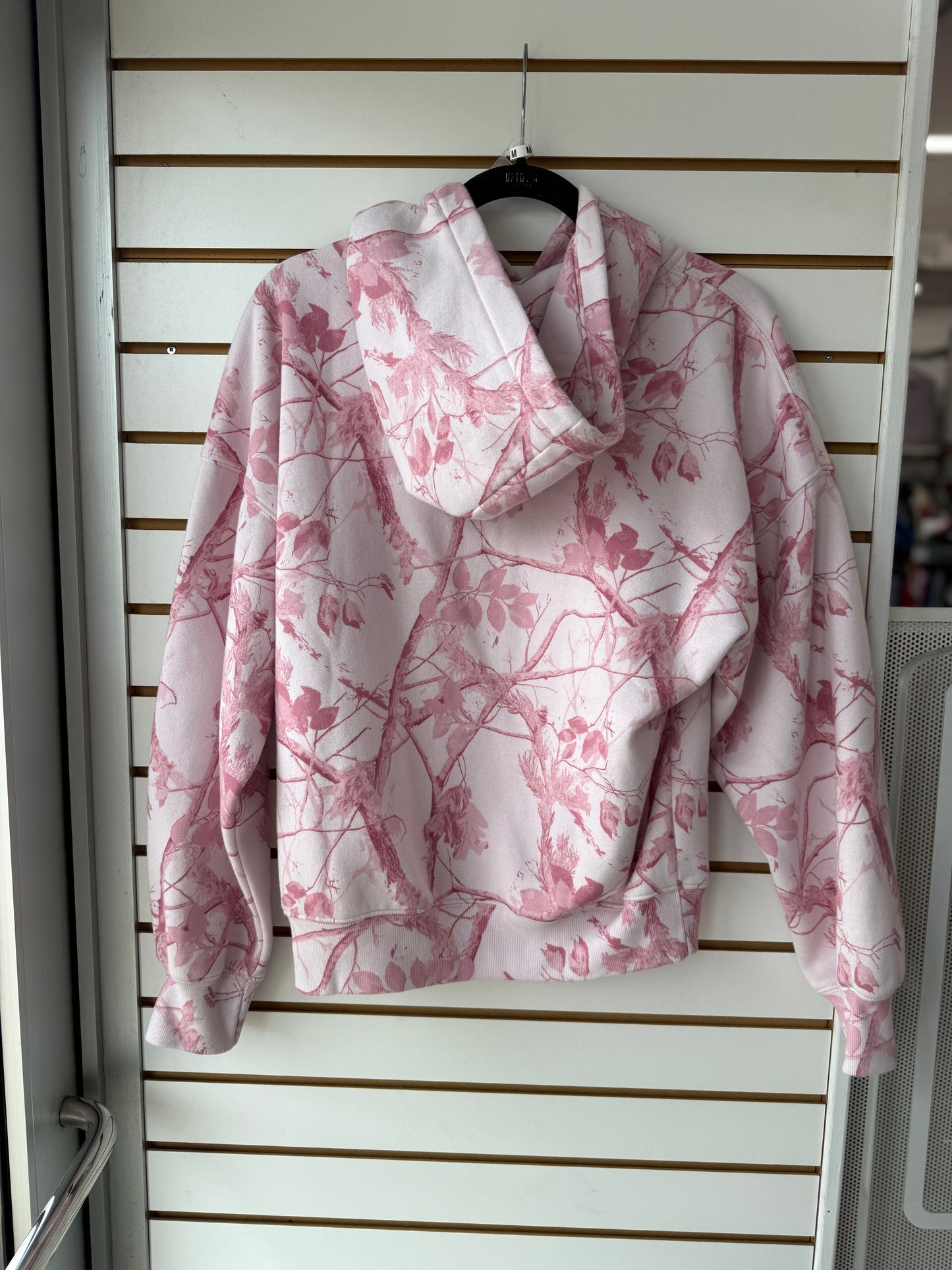 NWT Abercrombie & Fitch pink camo hoodie size medium