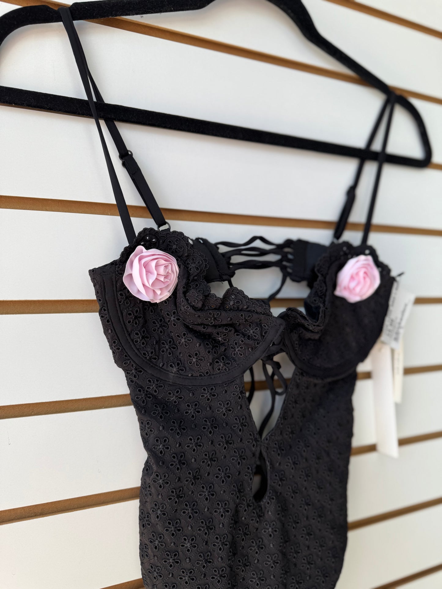 NWT For Love & Lemons black flower bodysuit size S
