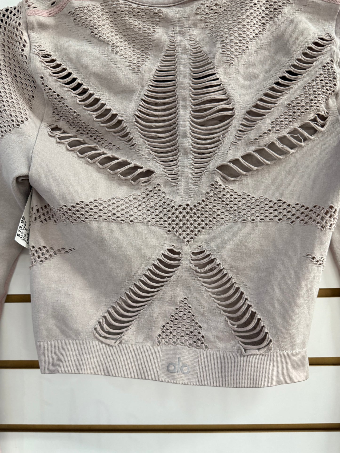 ALO Yoga siren long sleeve top size small (small spot on sleeve)