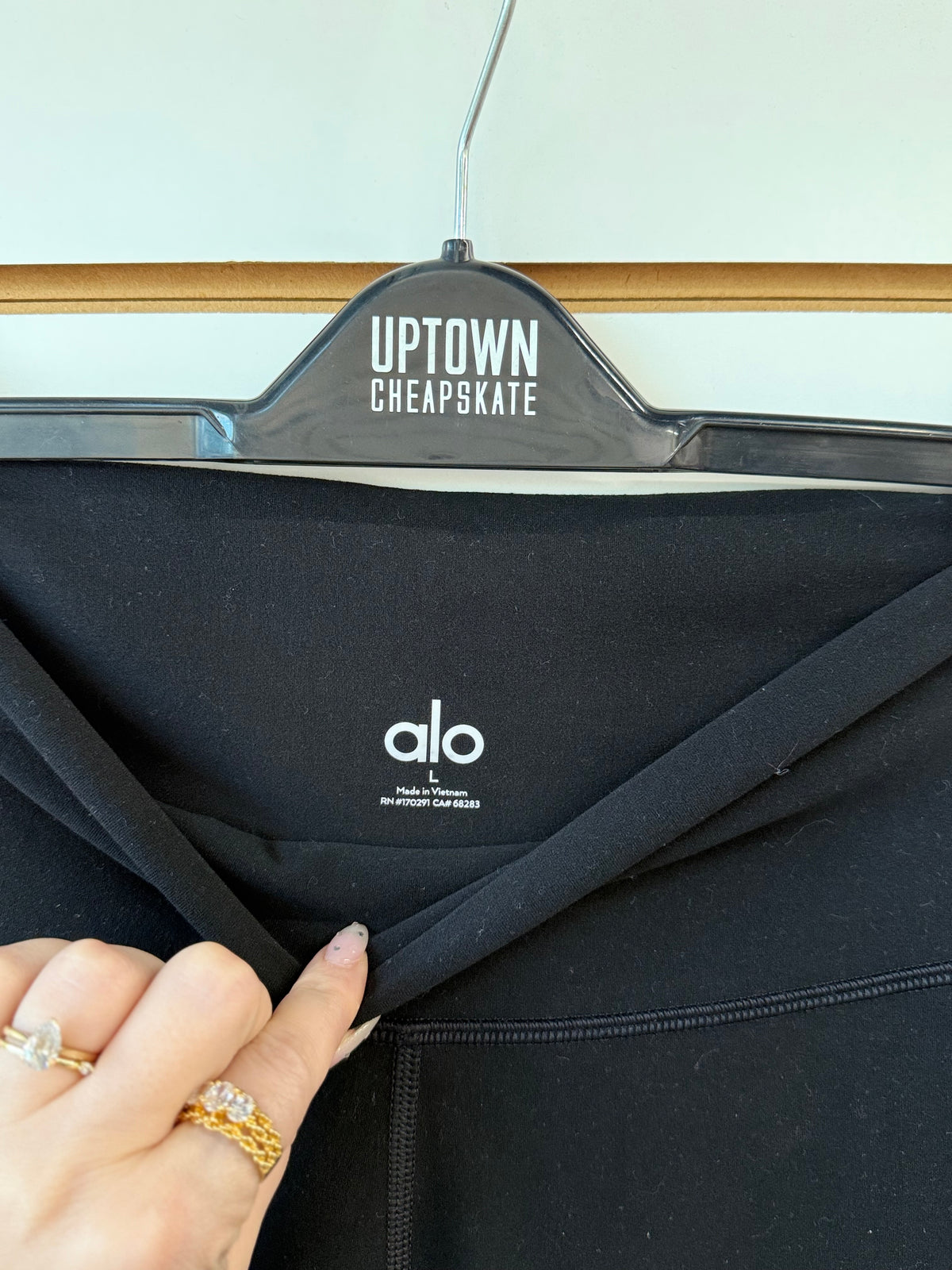 ALO Yoga black leggings size large