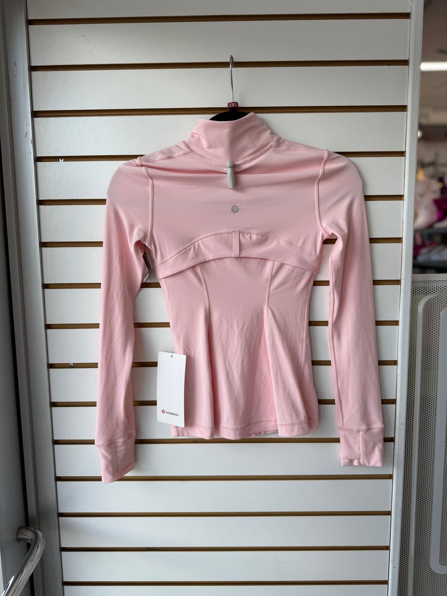 NWT Lululemon define jacket strawberry milkshake size 0