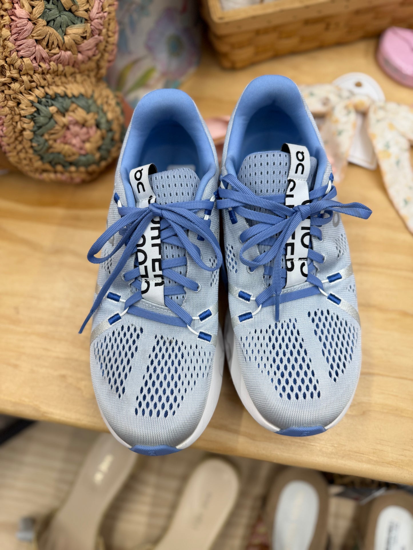 On Cloudsurfer blue/silver/white womens 9.5