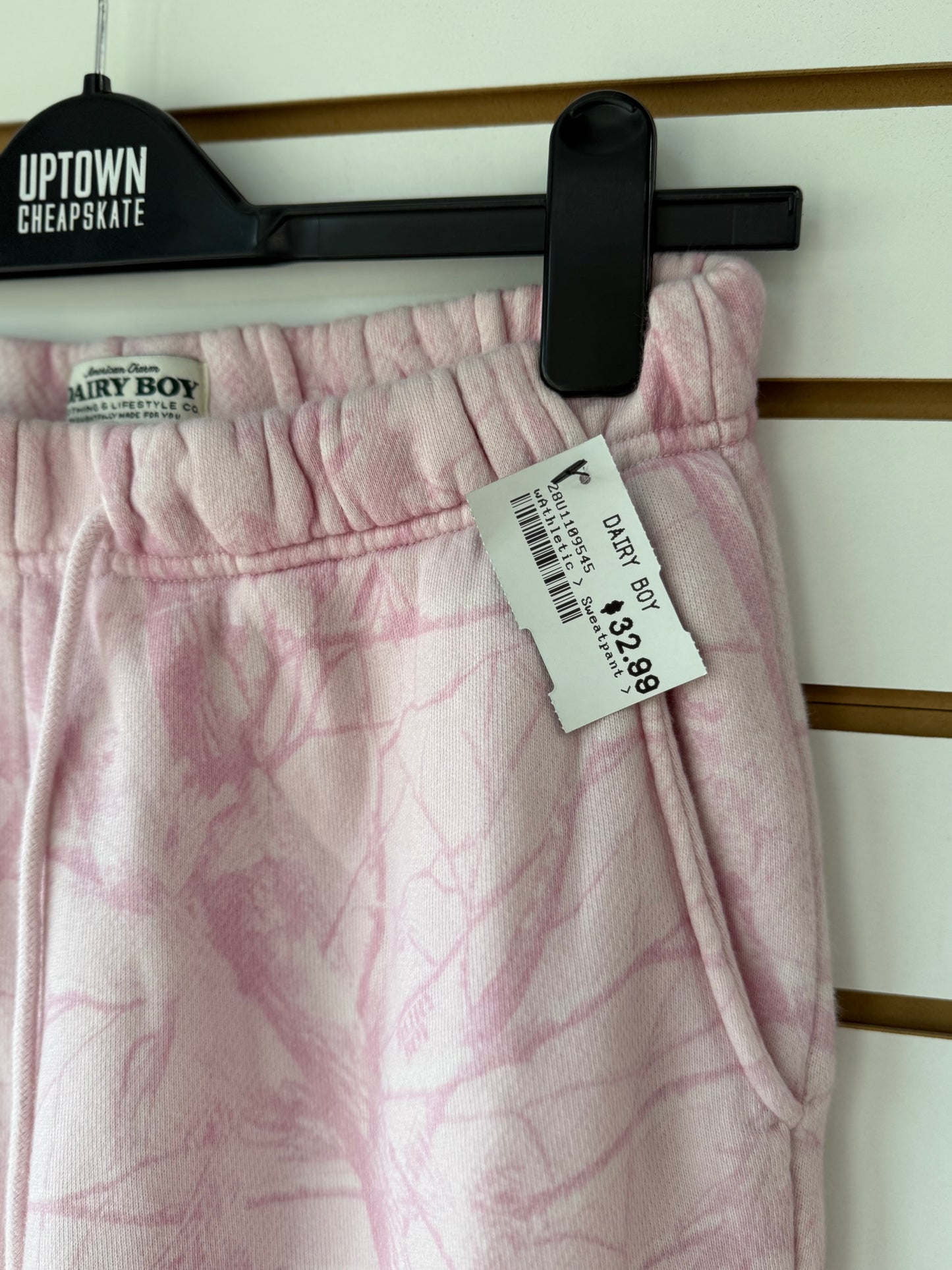Dairy Boy pink bubblegum camo straight leg sweatpants sz small