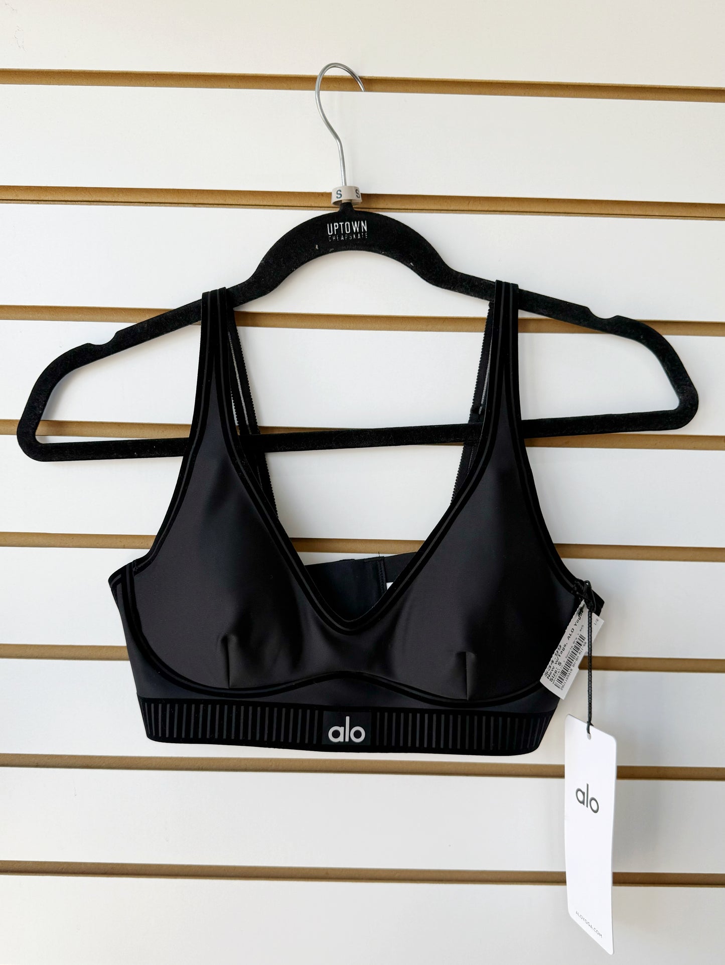 NWT ALO Yoga black airlift line up bra size small