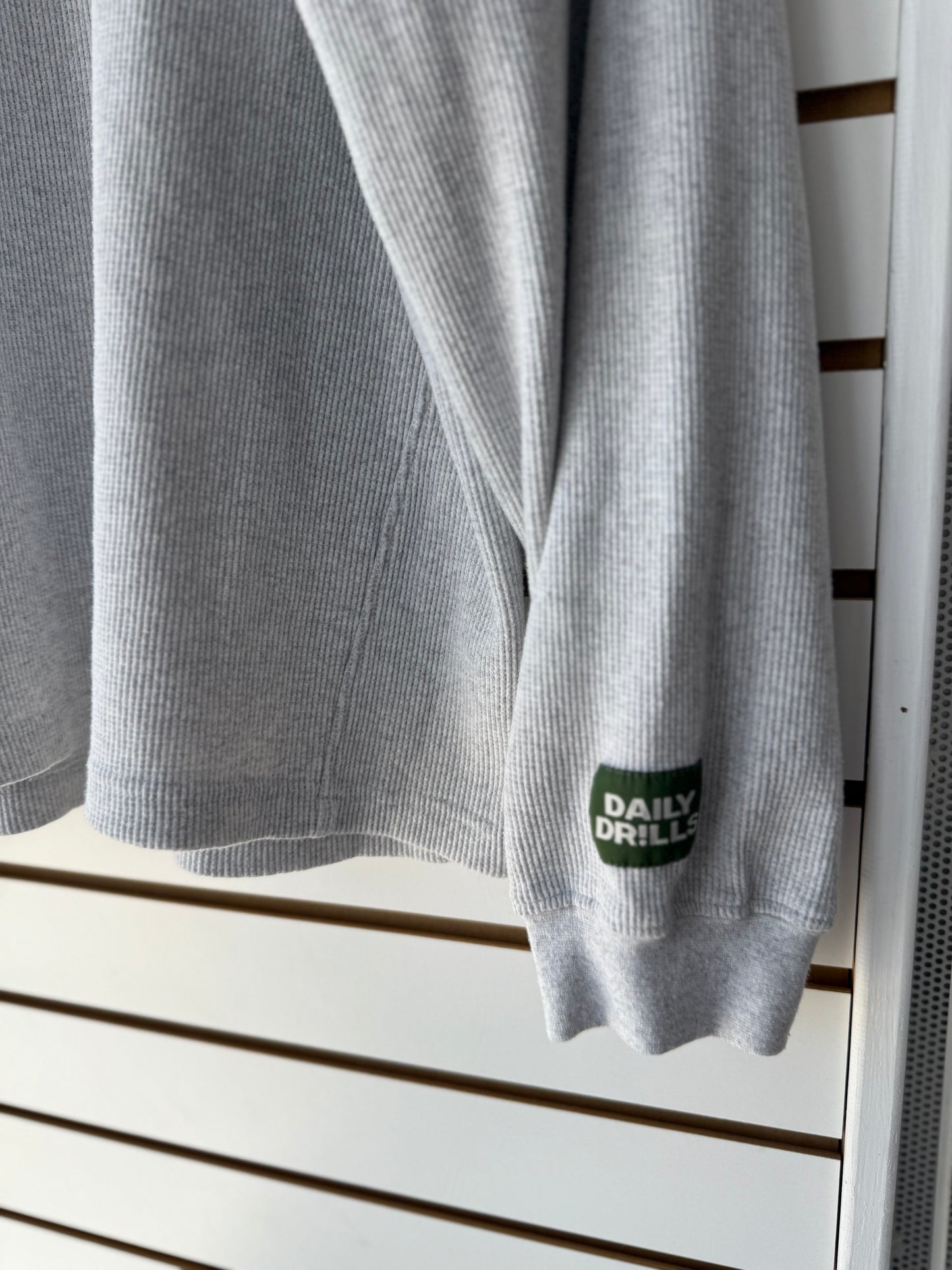 Daily Drills long sleeve gray waffle knit size XS/S