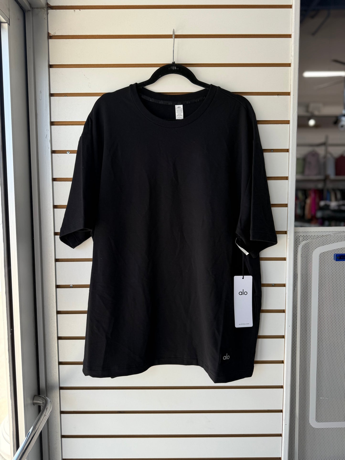 NWT ALO Yoga black double take short sleeve size XL