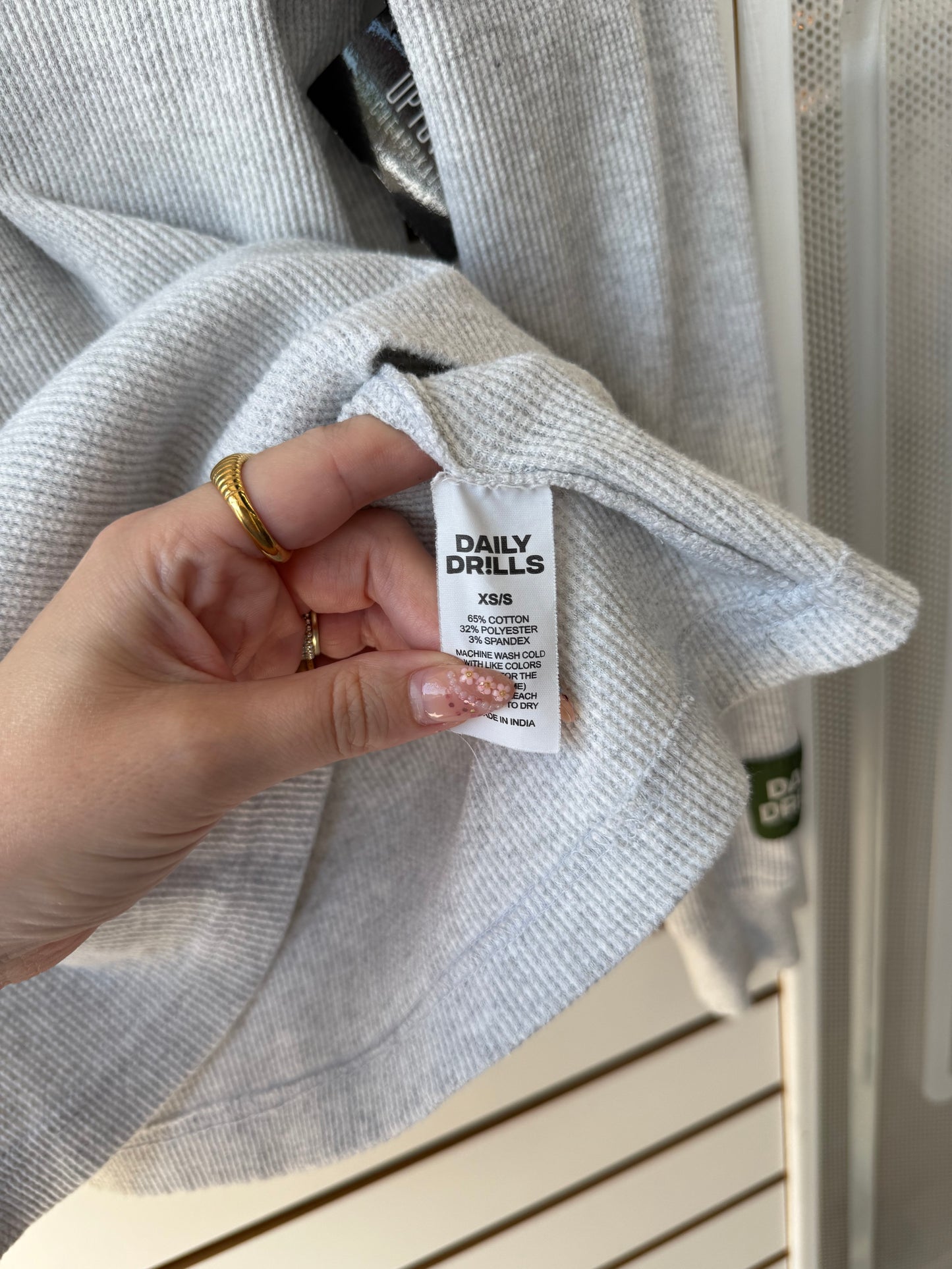 Daily Drills long sleeve gray waffle knit size XS/S