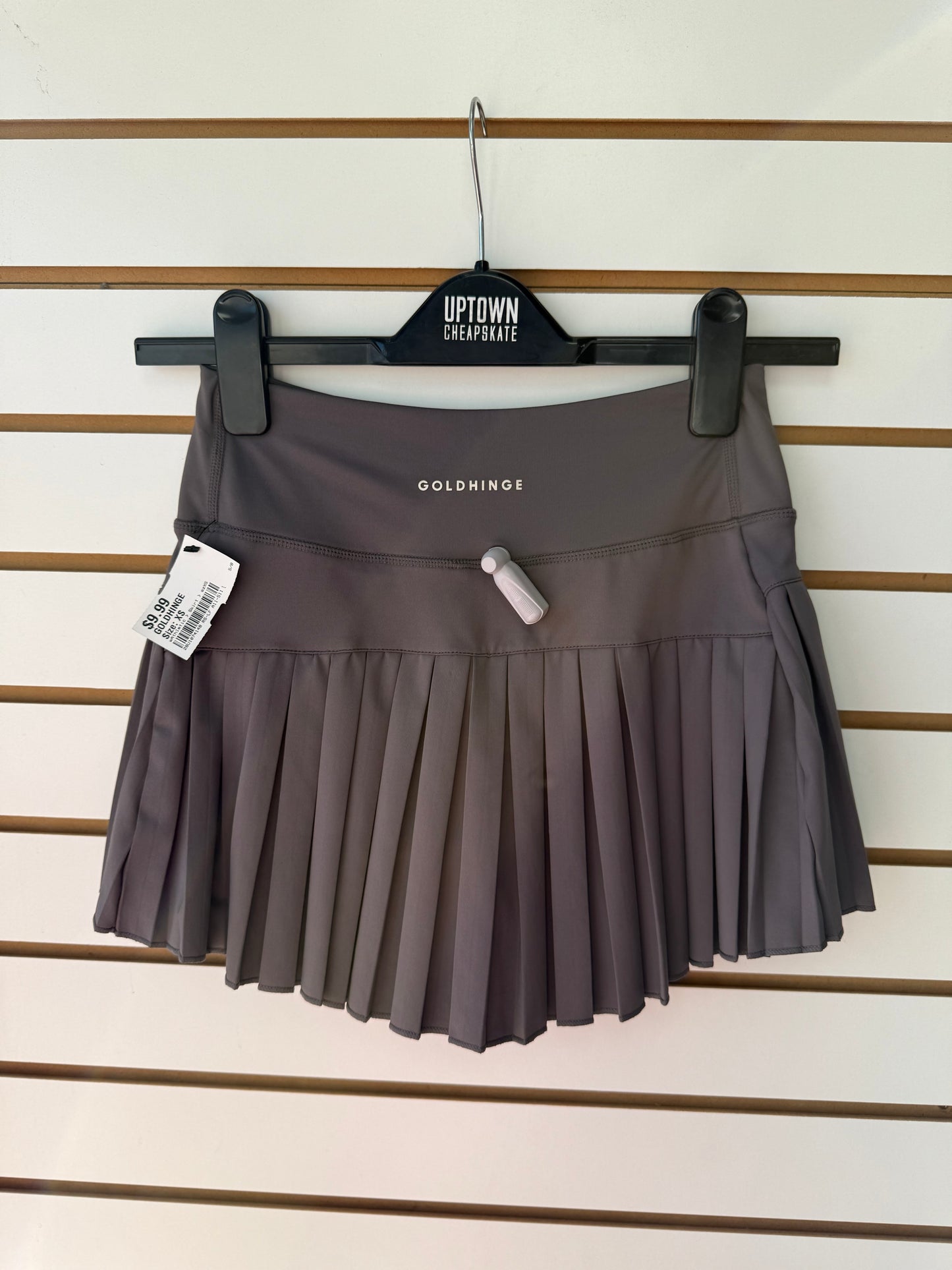 Goldhinge pleated skort size XS
