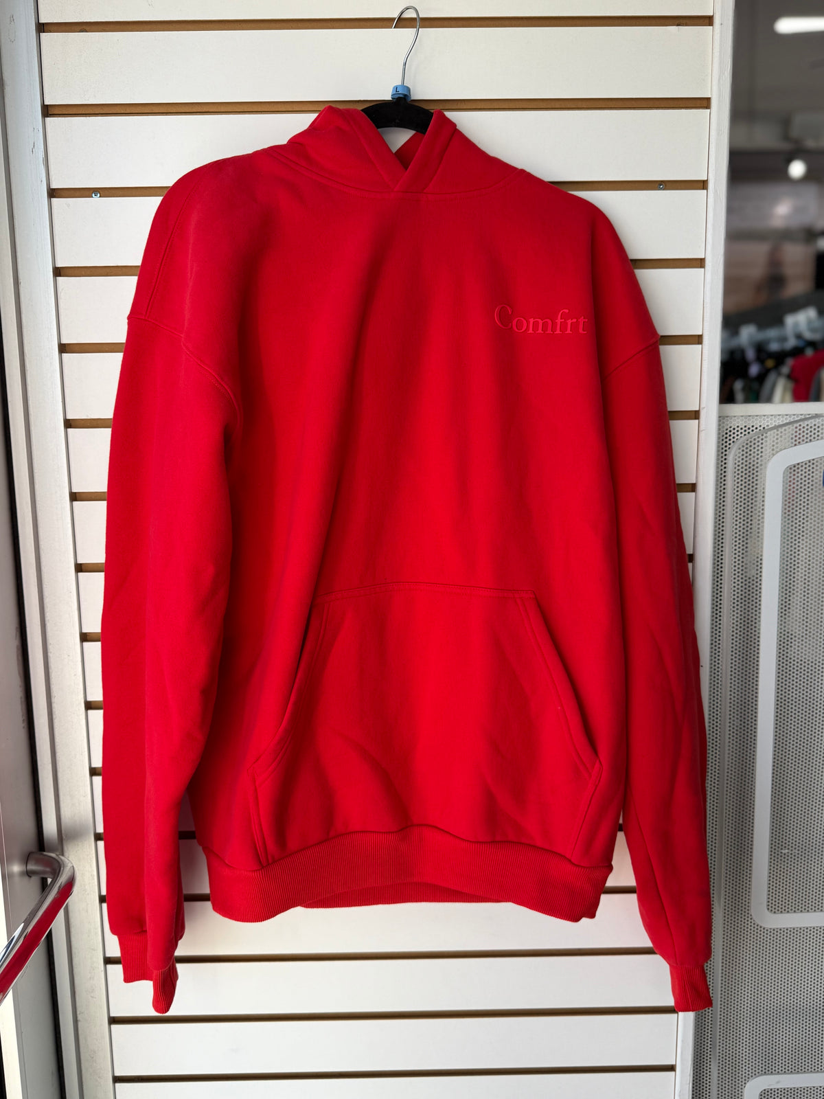 COMFRT red hoodie size large