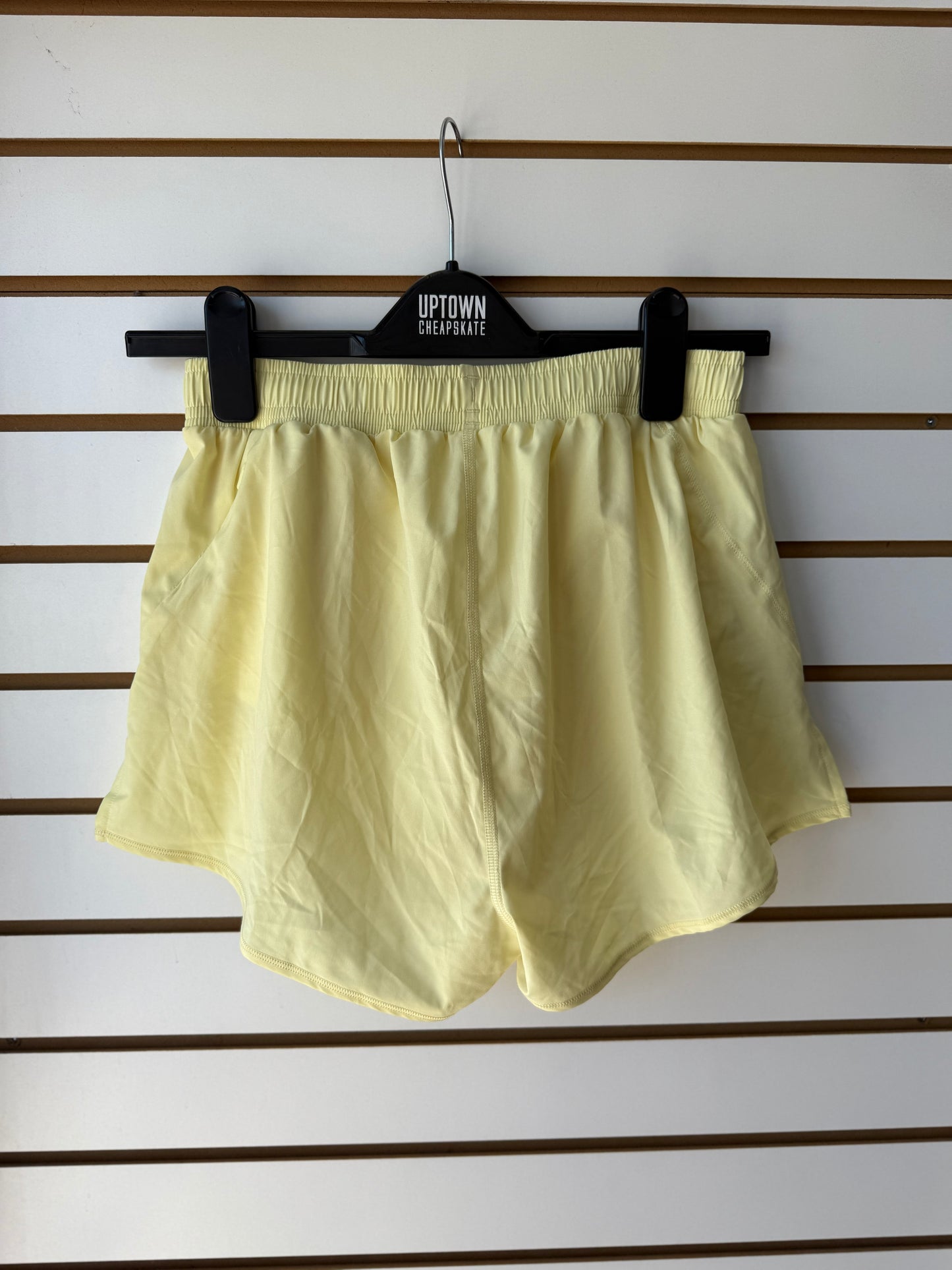 ALO yoga yellow shorts size small