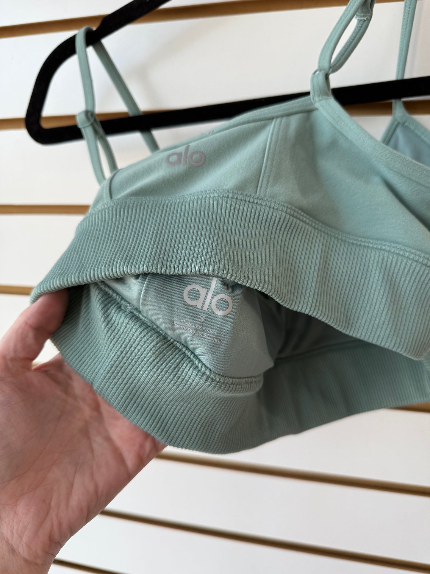 ALO Yoga sports bra size small (light wear)