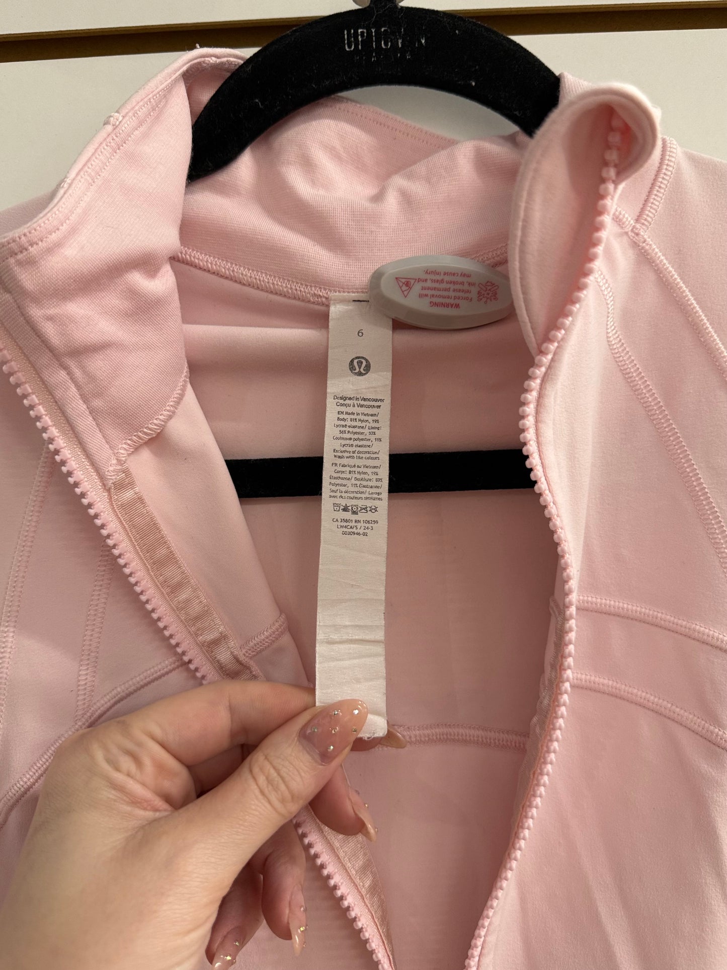 Lululemon light pink strawberry milkshake define jacket size 6