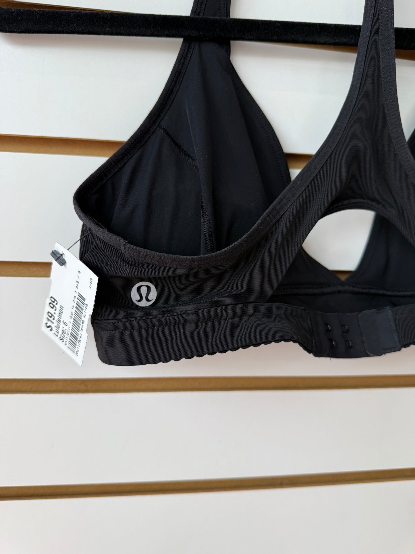 Lululemon black All Day Breeze sports bra size 6