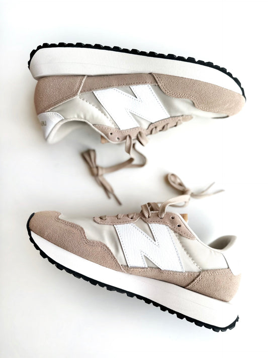 New Balance 237 beige/tan (women’s 8)