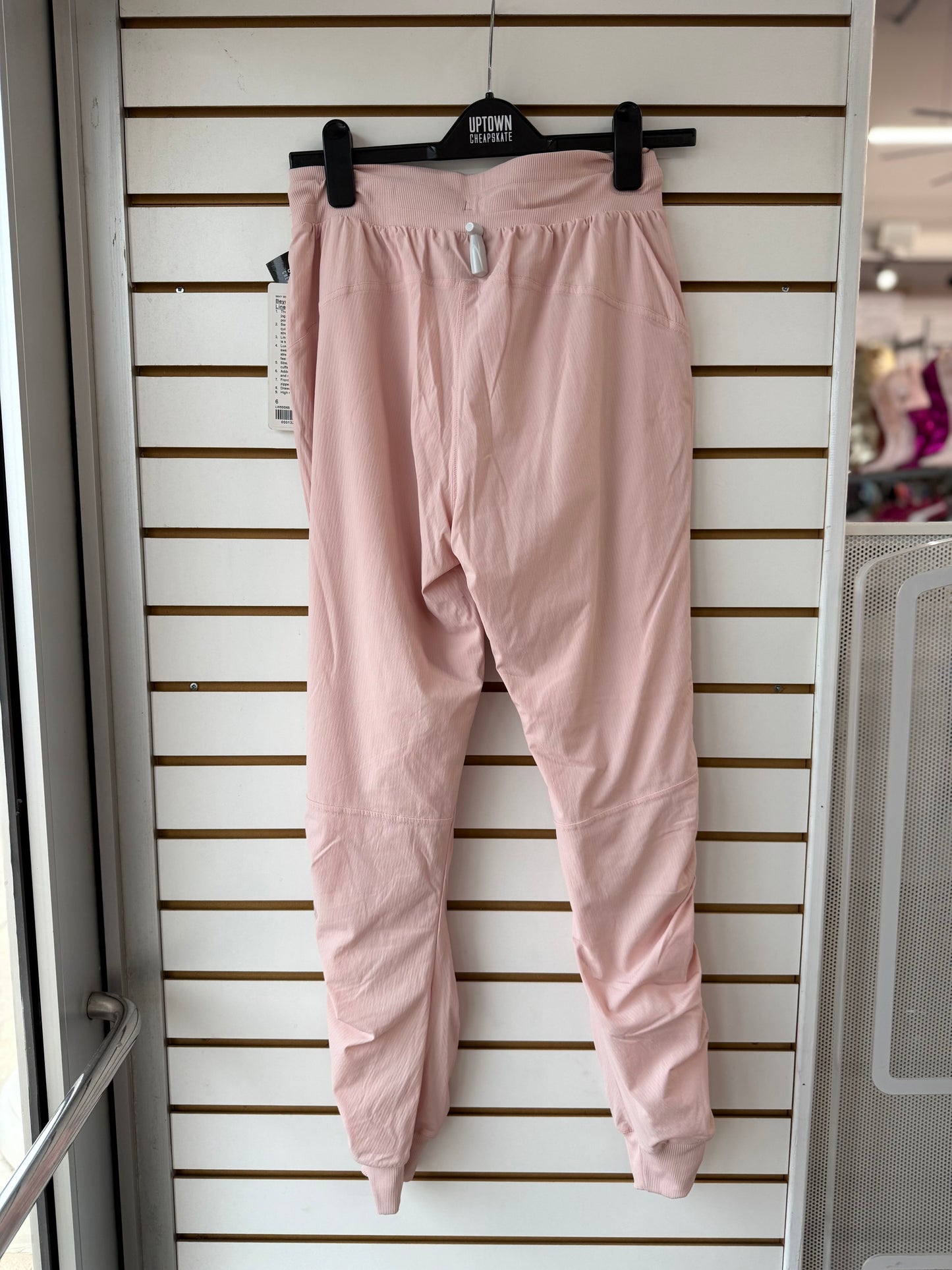 NWT Lululemon beyond the studio lined jogger size 6