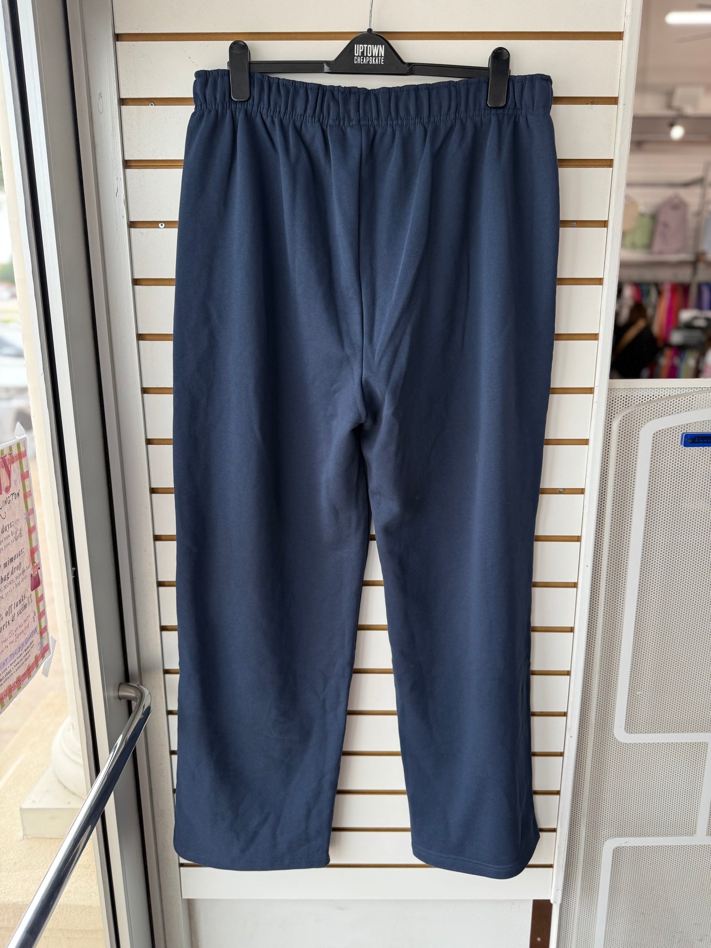 NWT ALO Yoga accolade straight leg sweatpants size XL