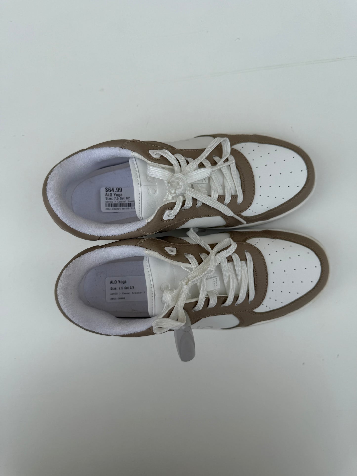 ALO Yoga recovery mode sneaker womens 7.5