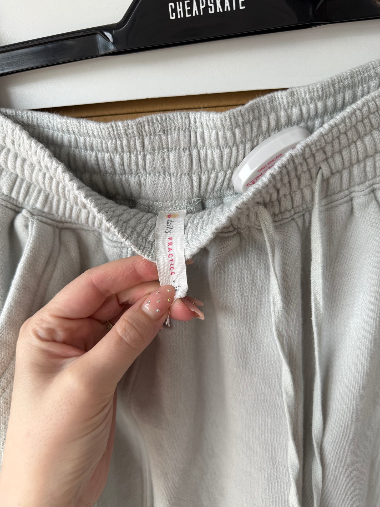 Anthropologie Daily Practice Heather baggy joggers size small in color mint