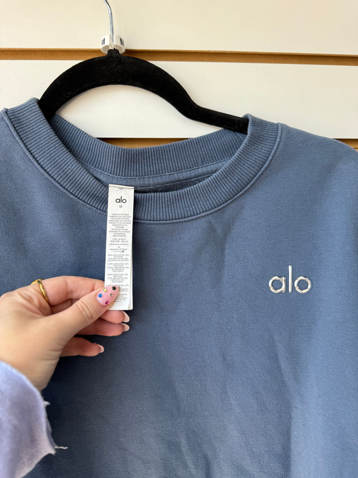 ALO Yoga blue pullover size medium