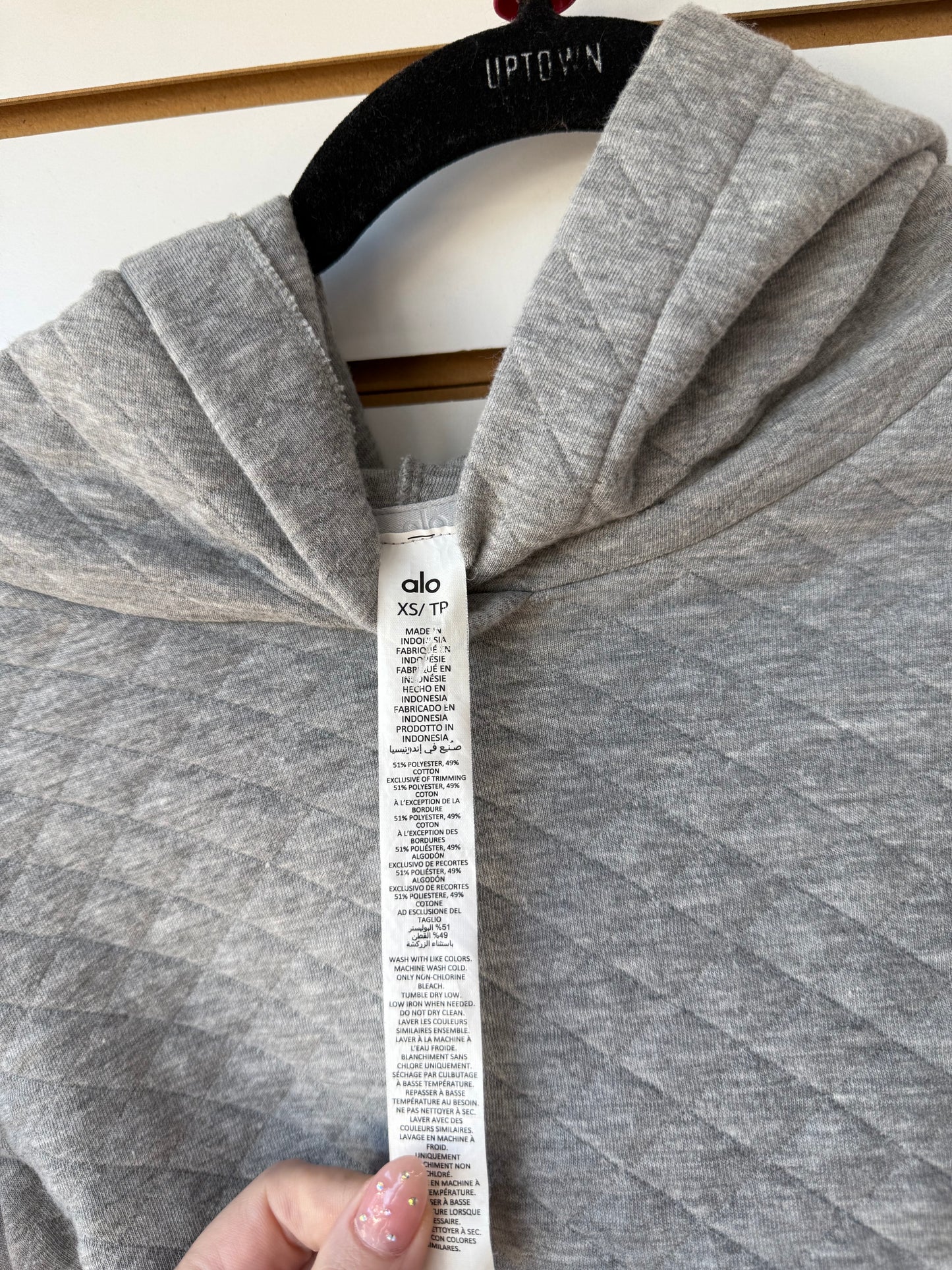 ALO Yoga cropped gray quilted boxing top sz XS