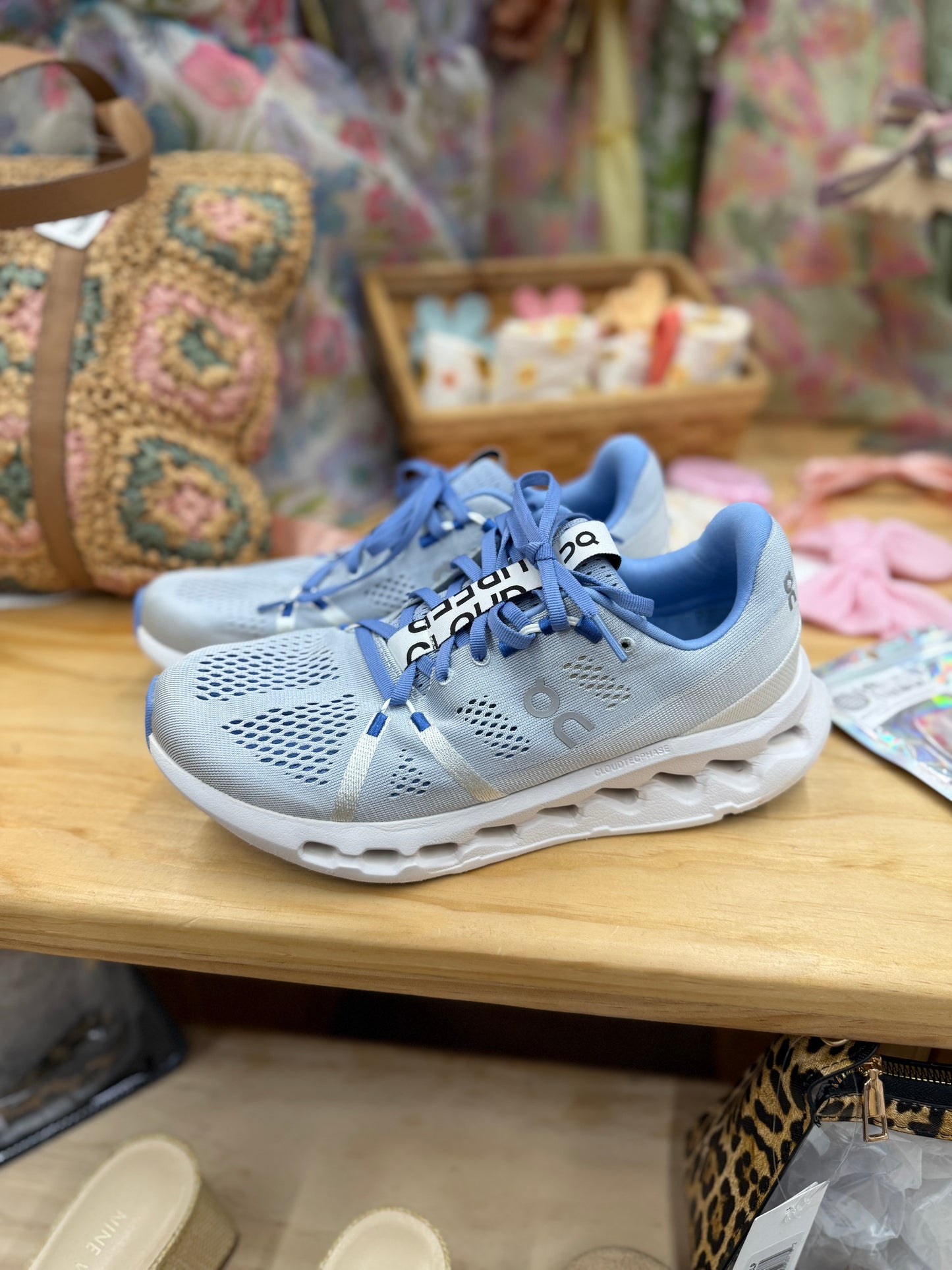 On Cloudsurfer blue/silver/white womens 9.5