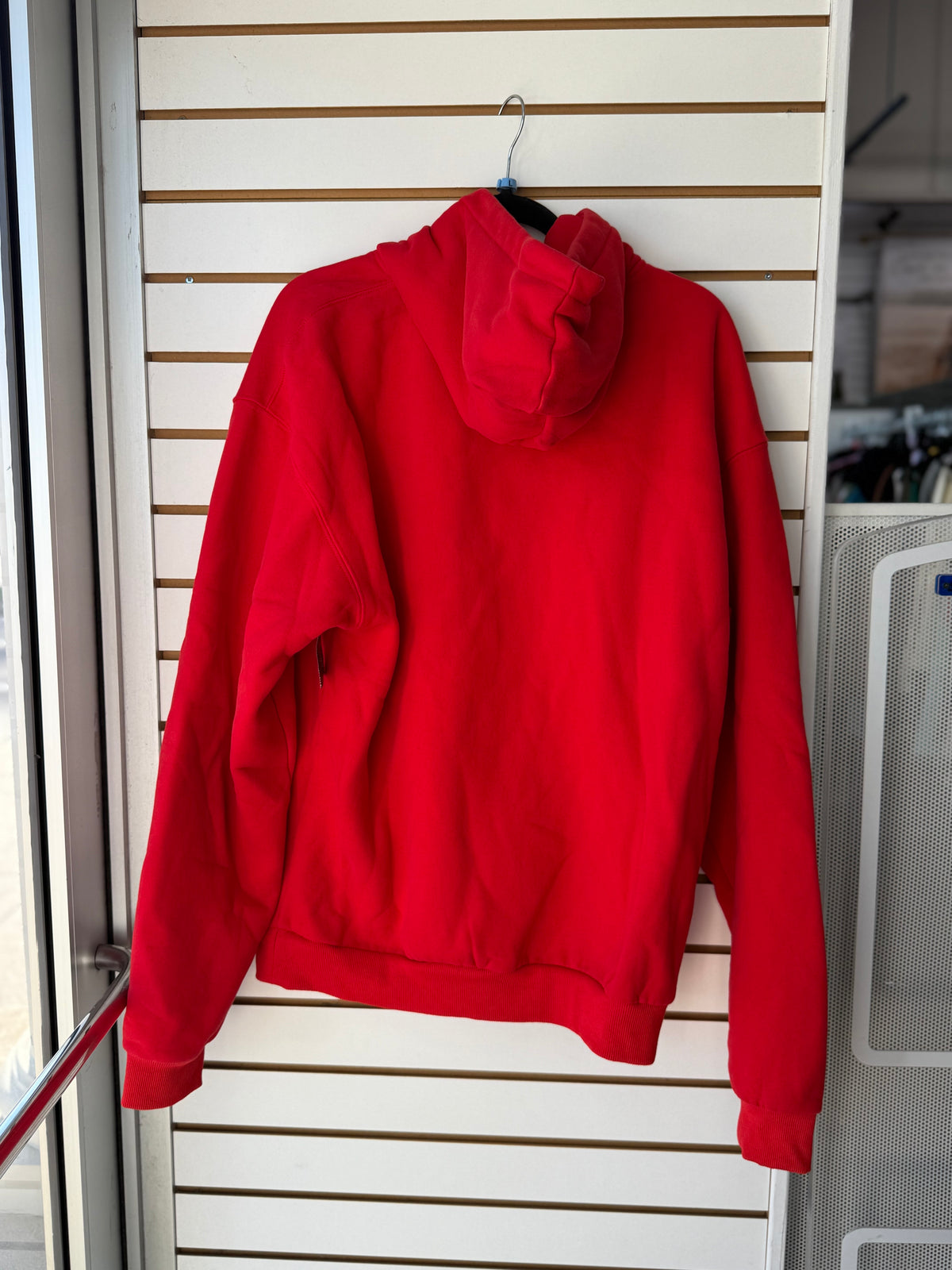 COMFRT red hoodie size large