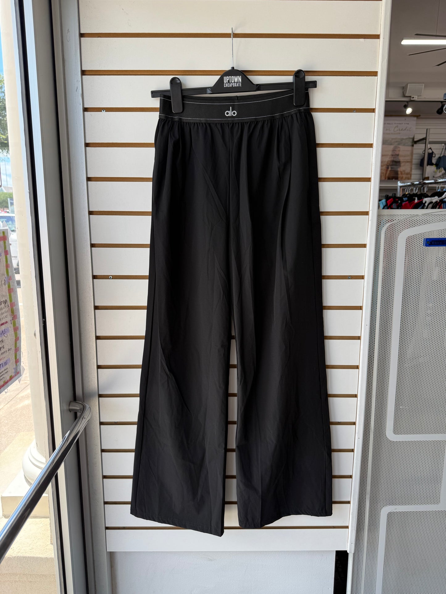 ALO Yoga black suit up trousers (no tag, marked as small)