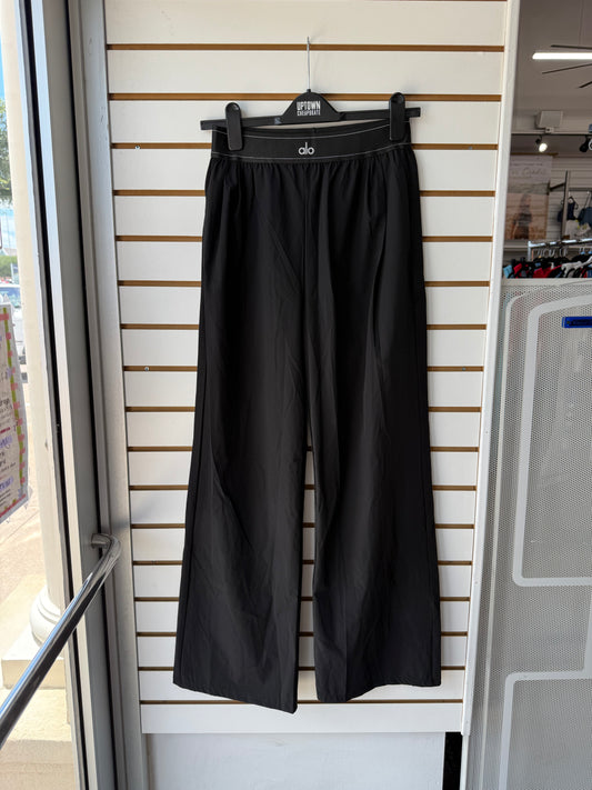 ALO Yoga black suit up trousers (no tag, marked as small)