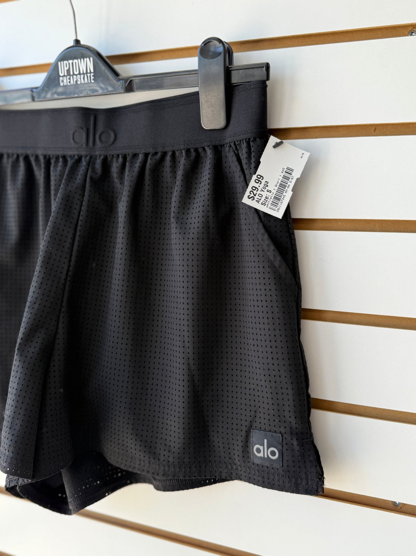 ALO Yoga black mesh shorts size small